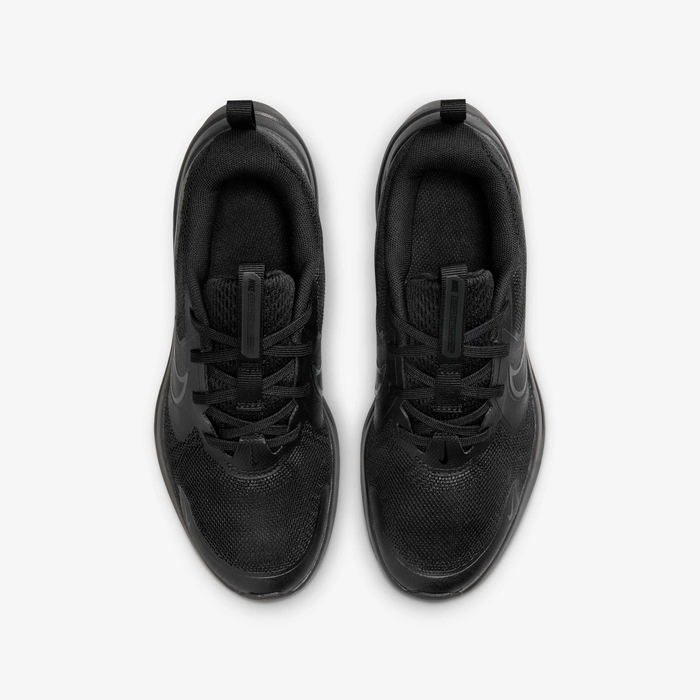 Nike Cosmic Runner image number 3 Nike Cosmic Runner image number 3