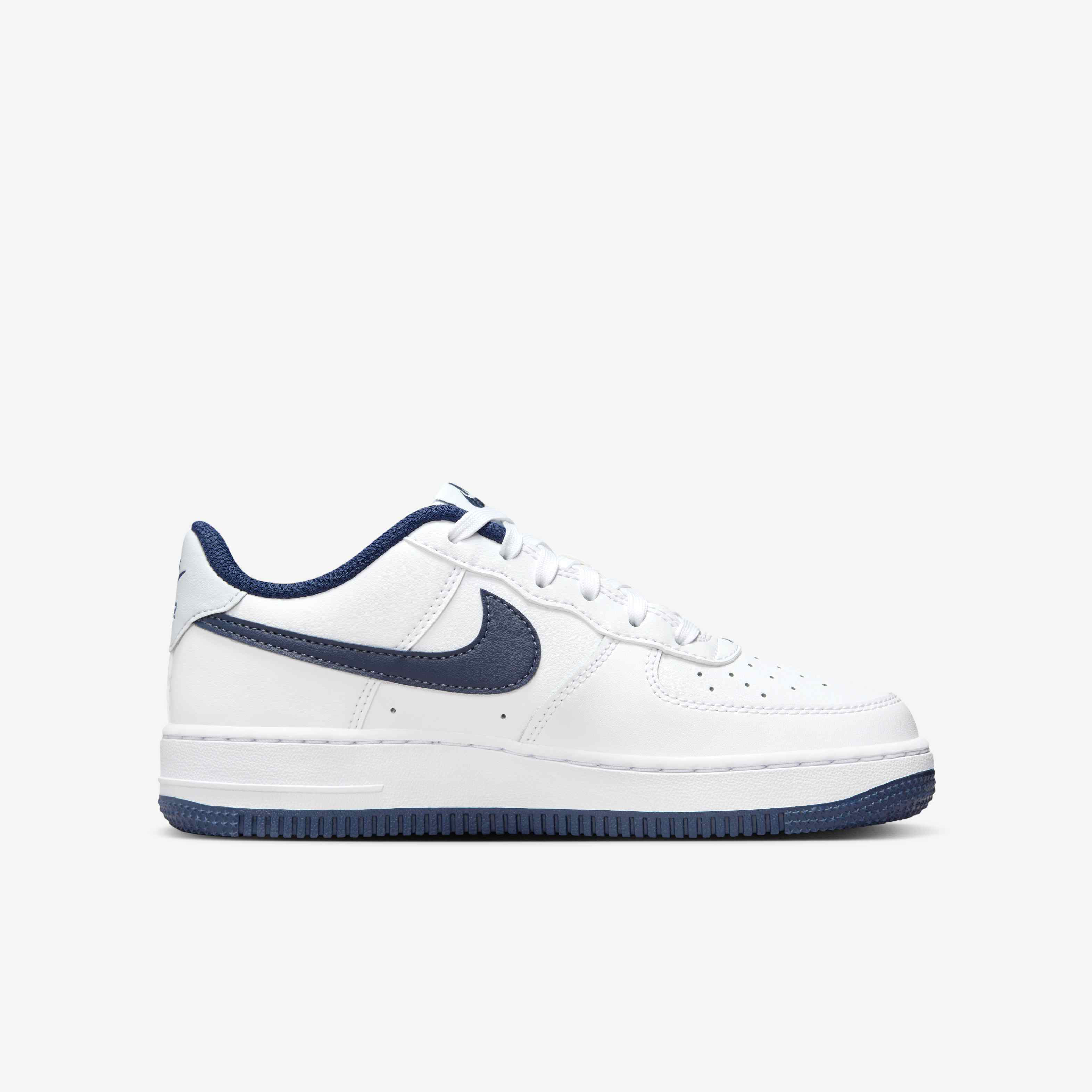 Nike Air Force 1 image number 2