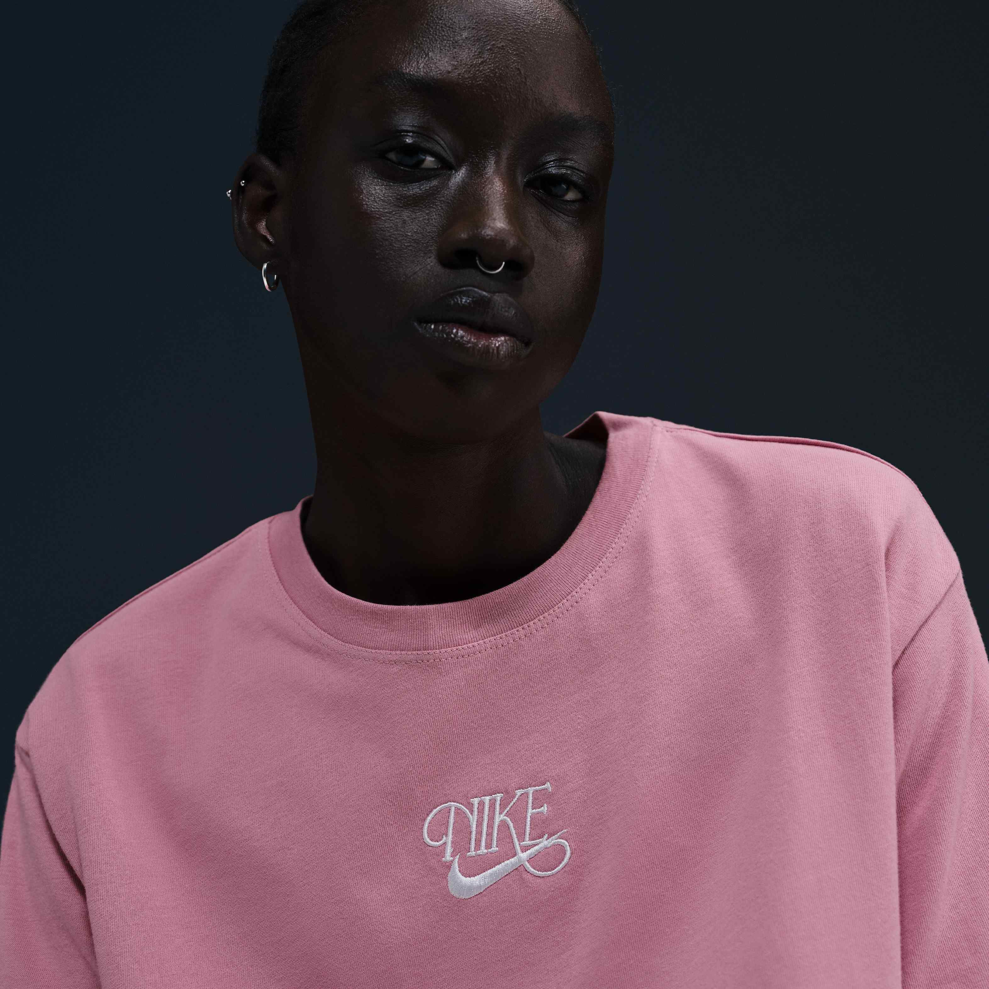 نايكي سبورتسوير image number 2