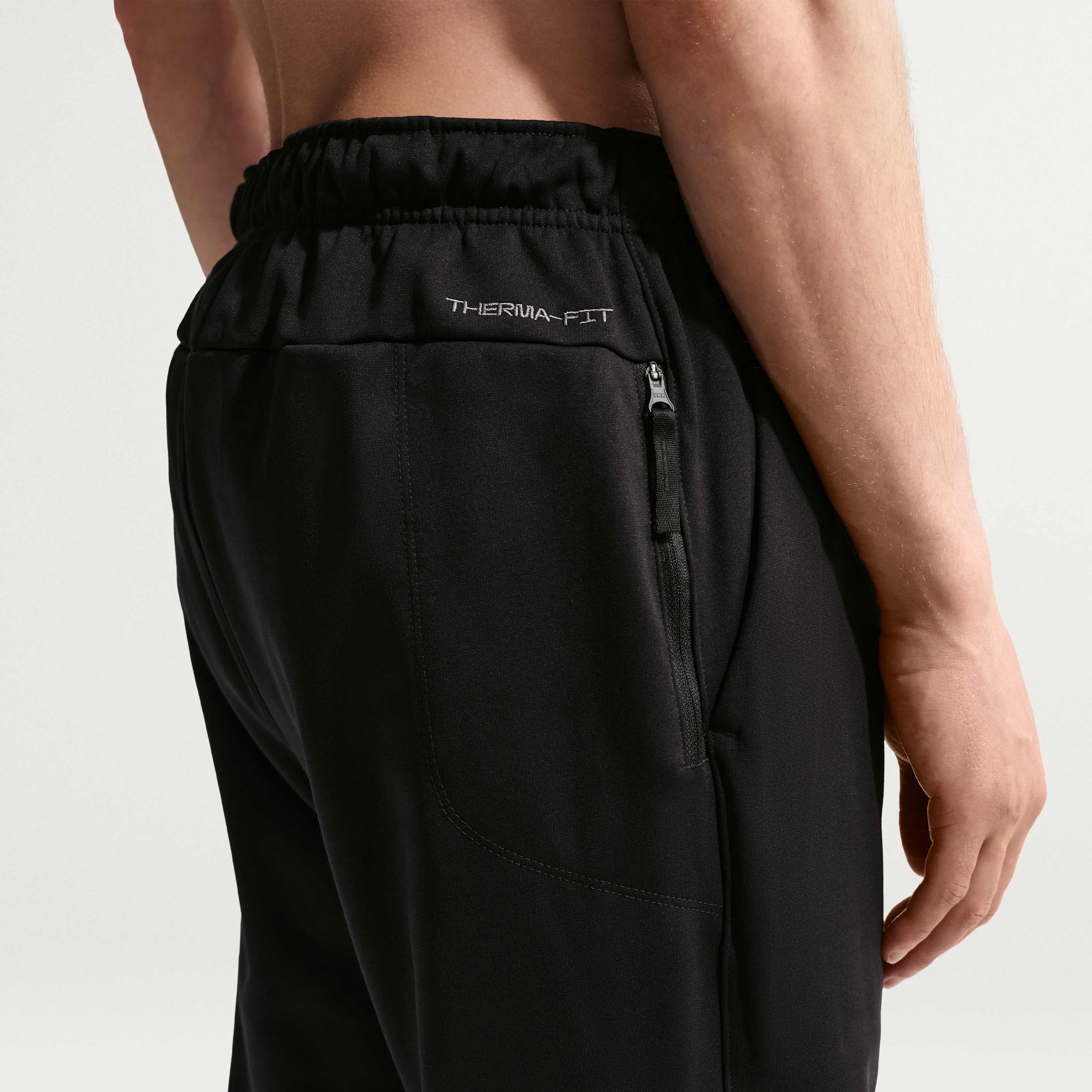 Nike Therma image number 2