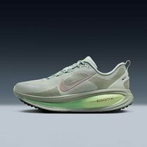 Nike Vomero 18