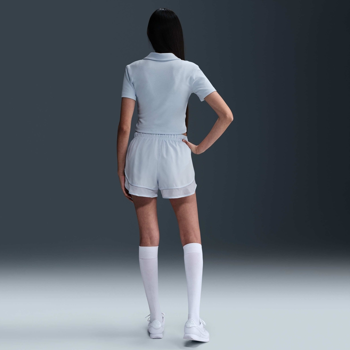 Nike Sportswear Essential image number 4 Nike Sportswear Essential image number 4