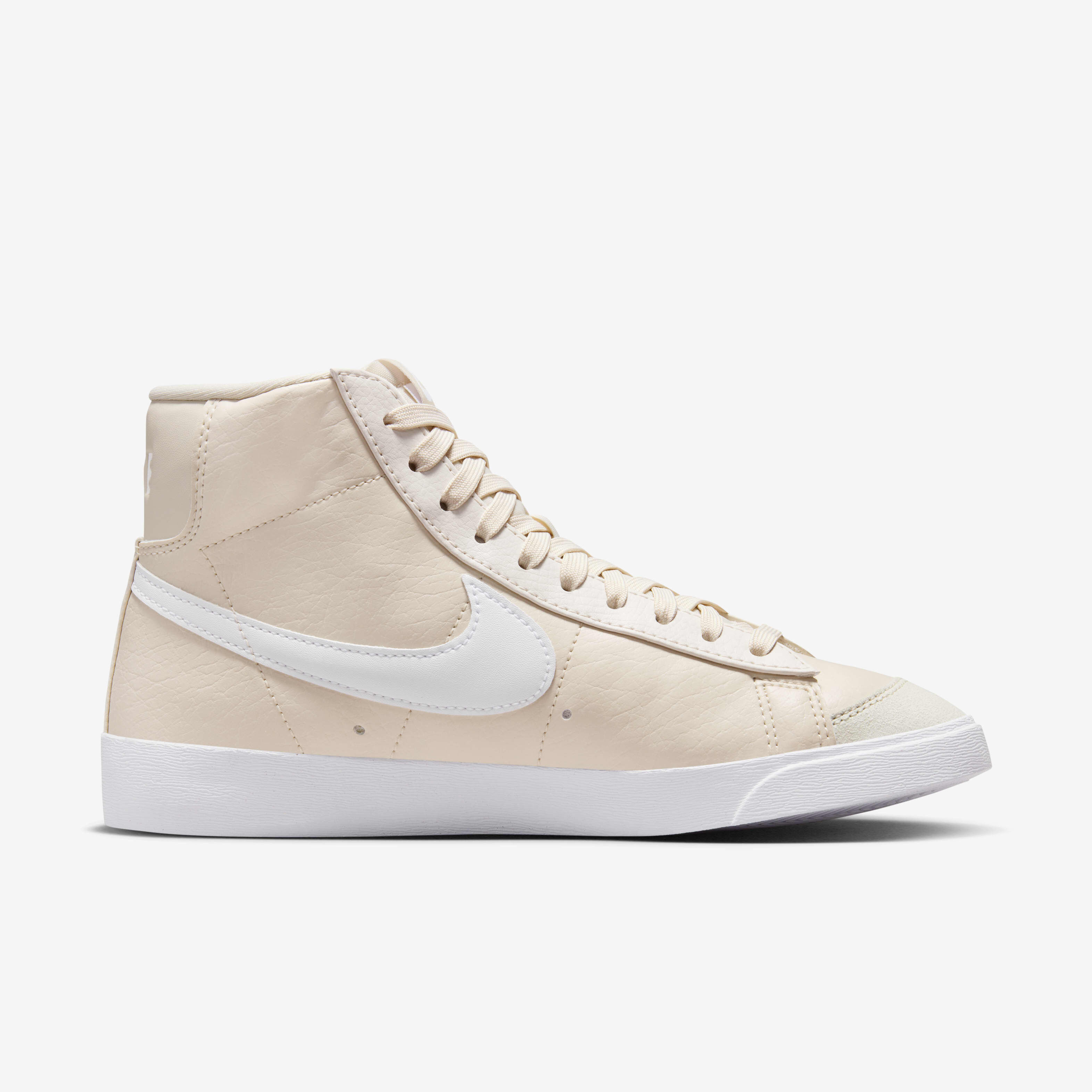 Nike Blazer Mid '77 image number 2