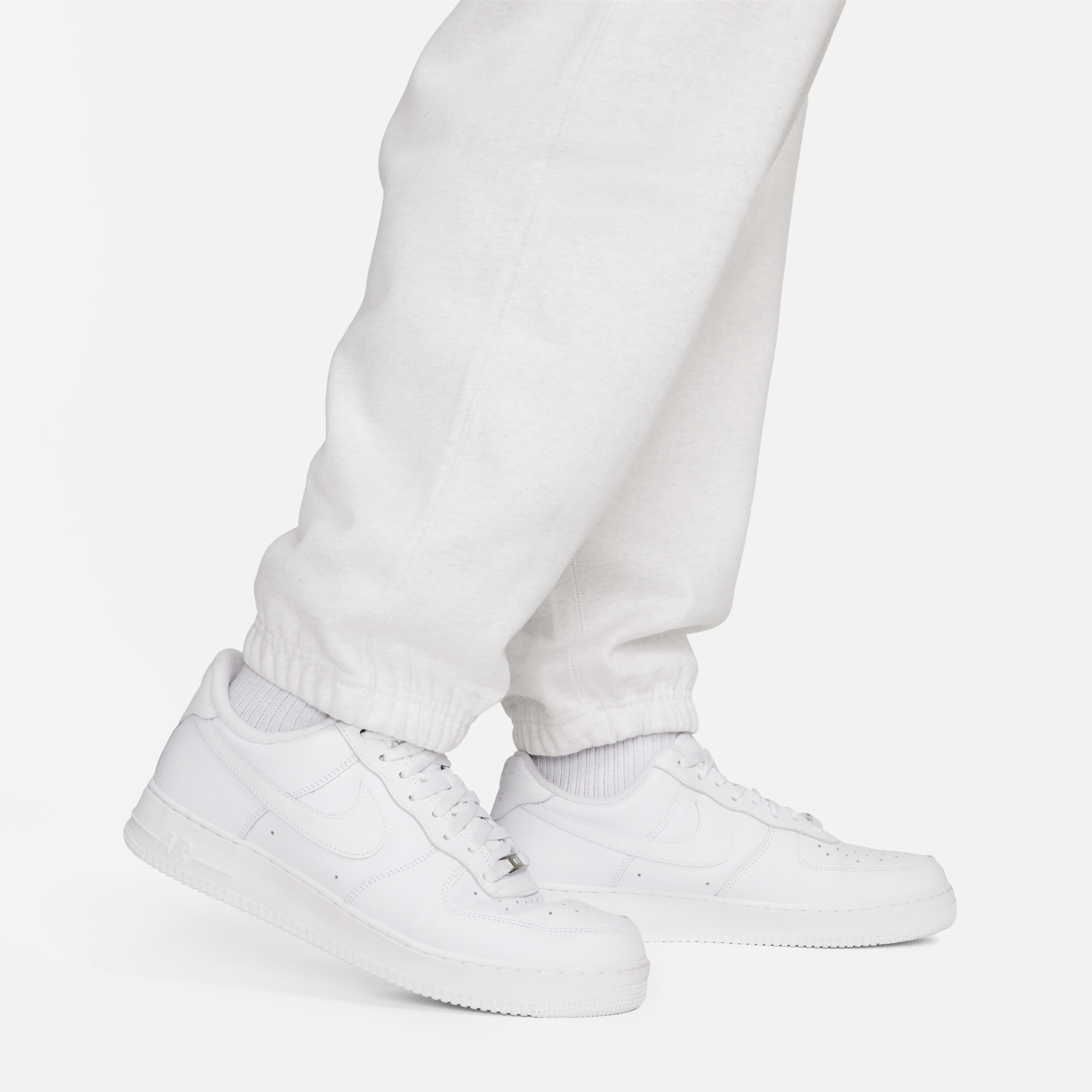 Nike Solo Swoosh image number 11