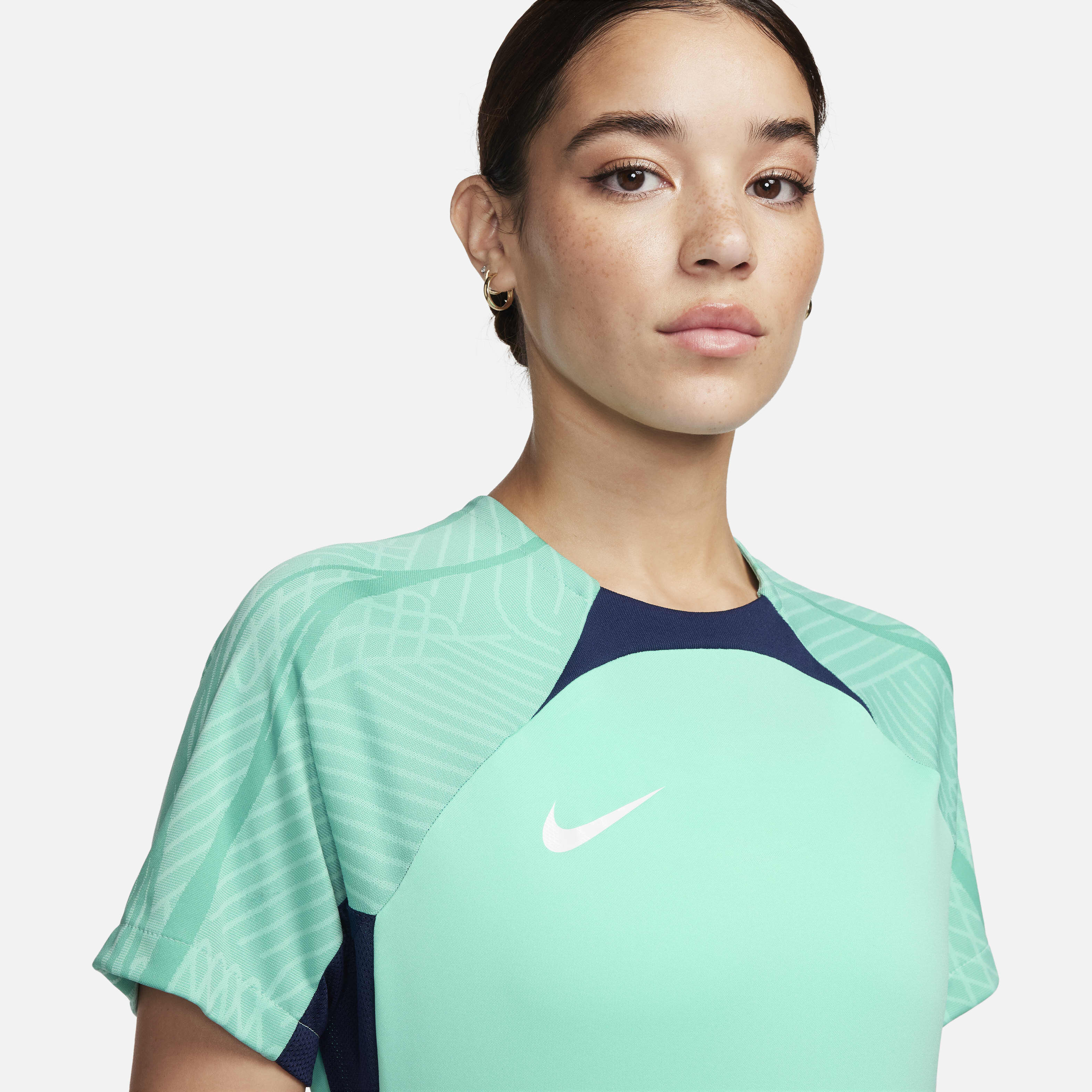 نايكي دراي-فِت سترايك image number 2