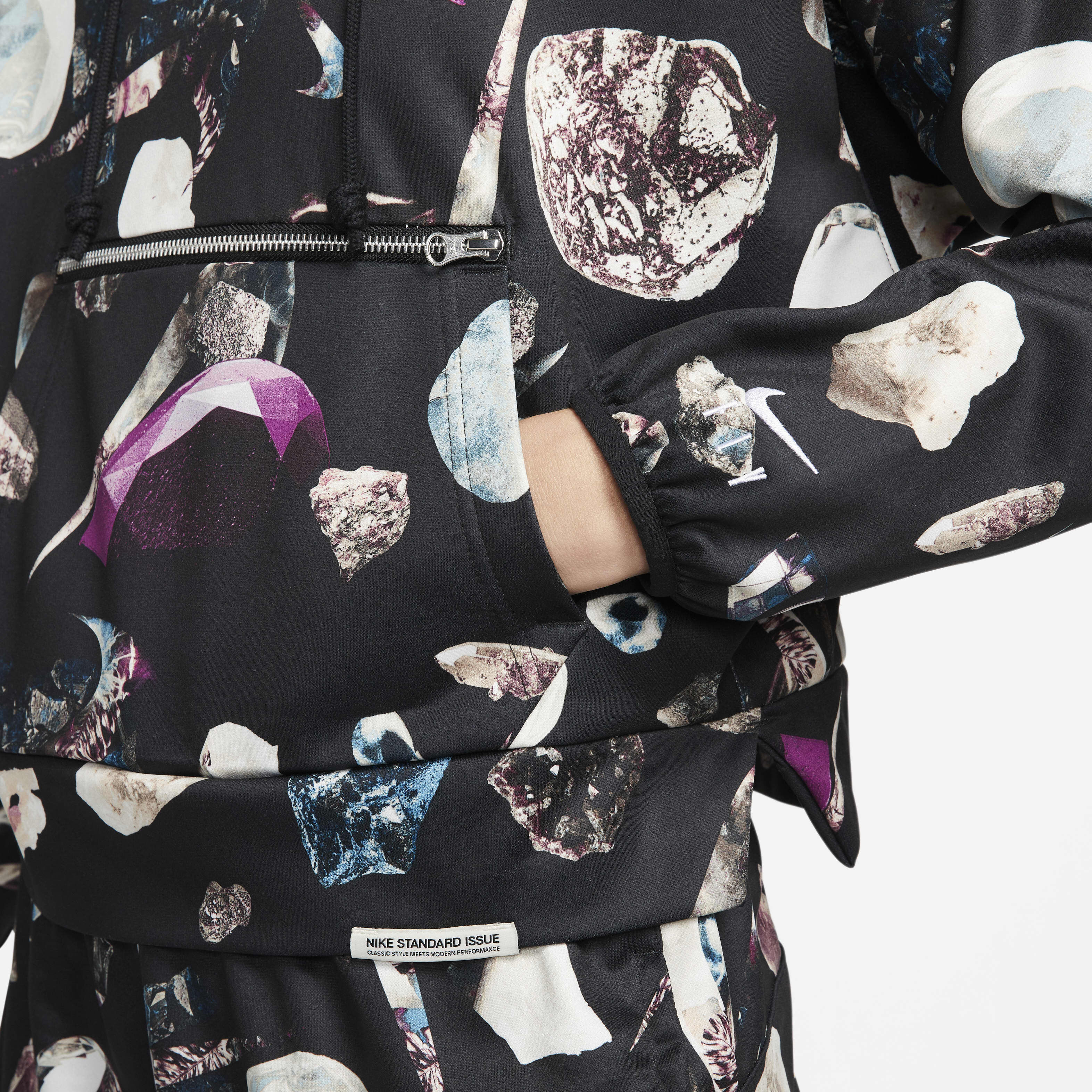 نايكي دراي-فت ستاندرد ايشيو image number 3