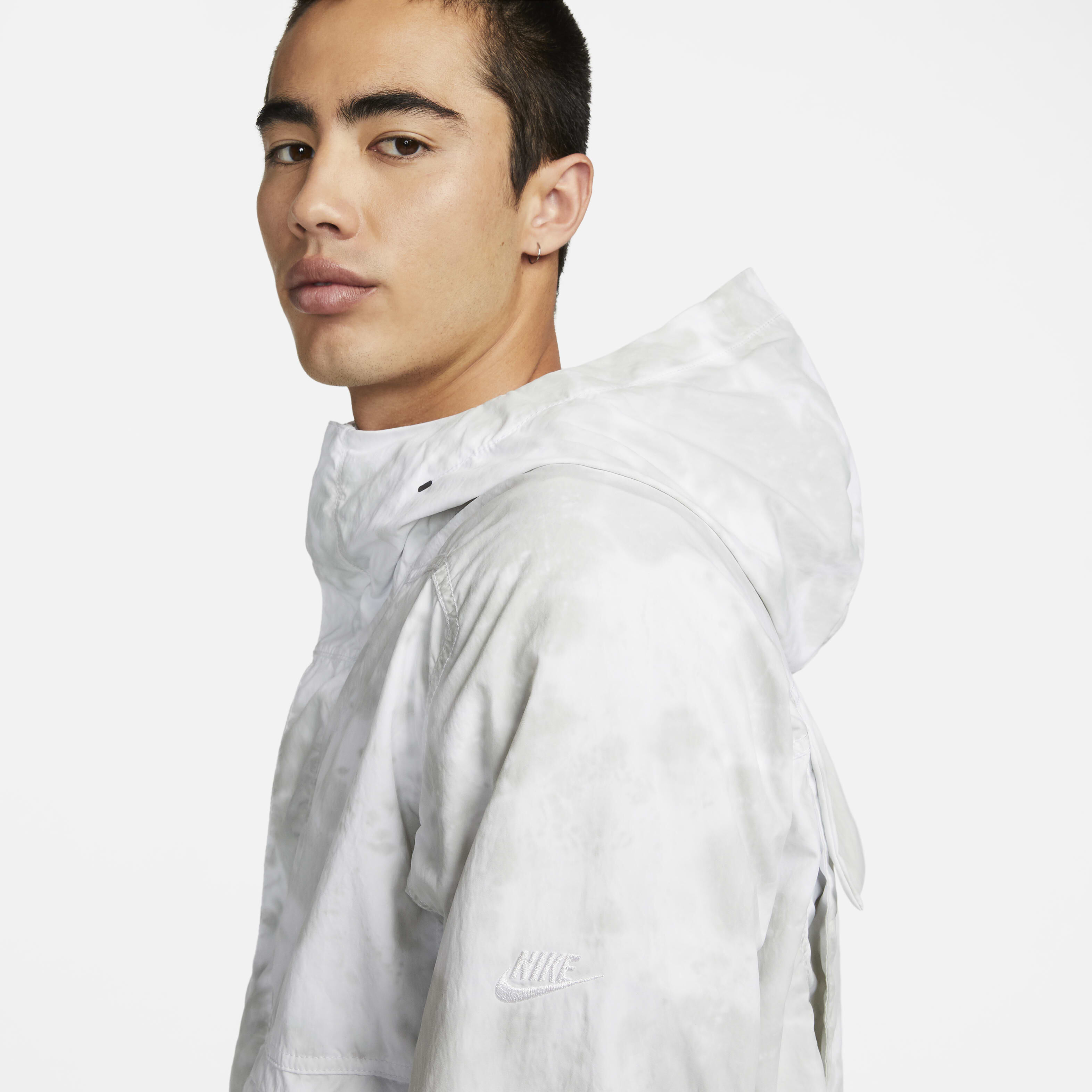 نايكي سبورتسوير تك باك image number 10