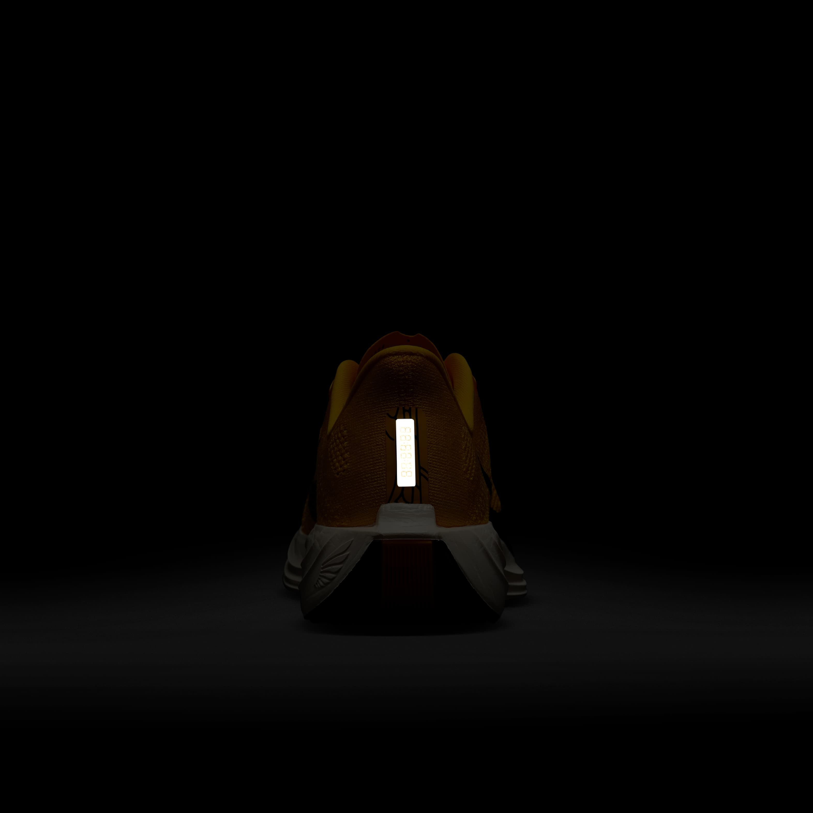 Nike Pegasus Plus LV8 image number 9