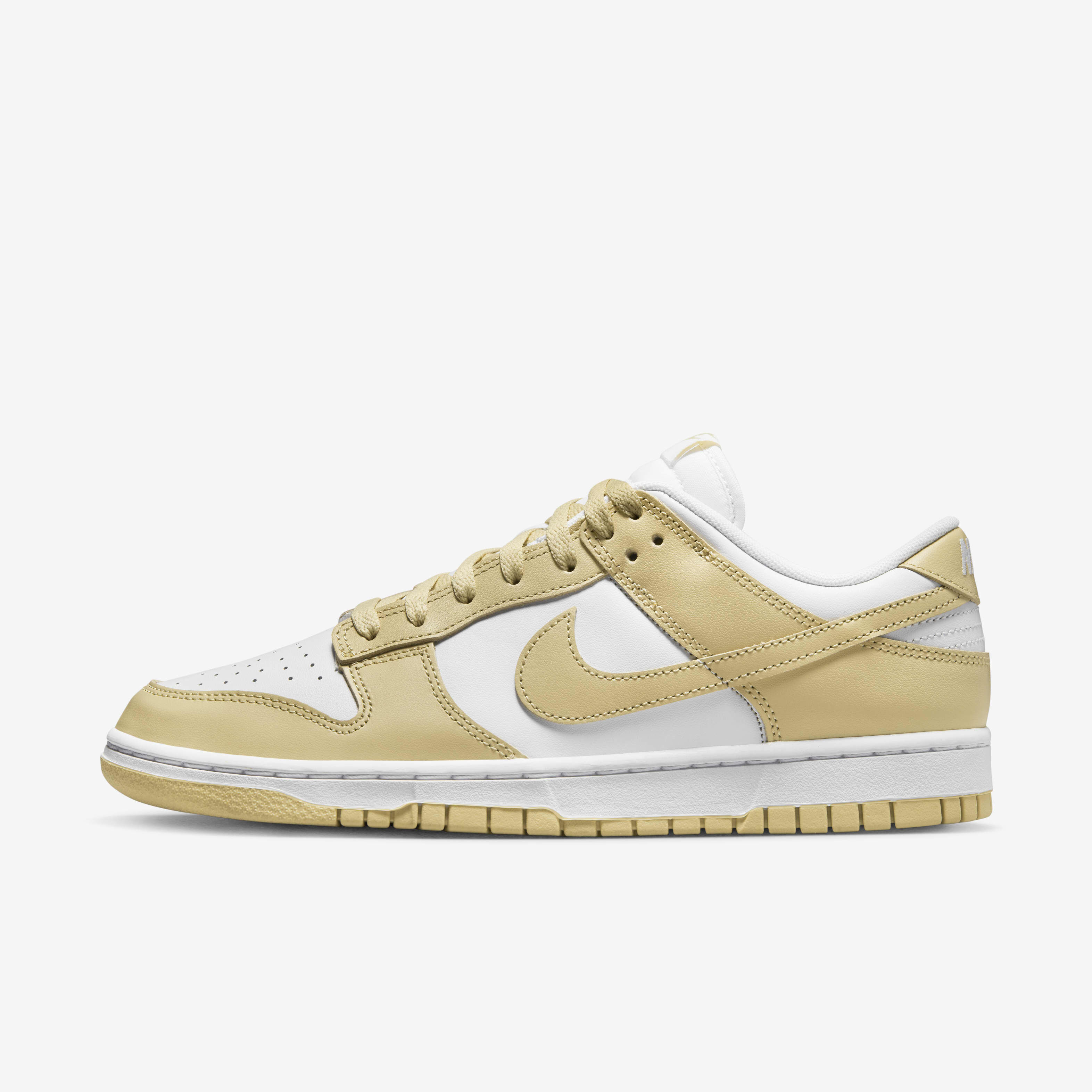 Dunk Low Retro Shoes image number 0