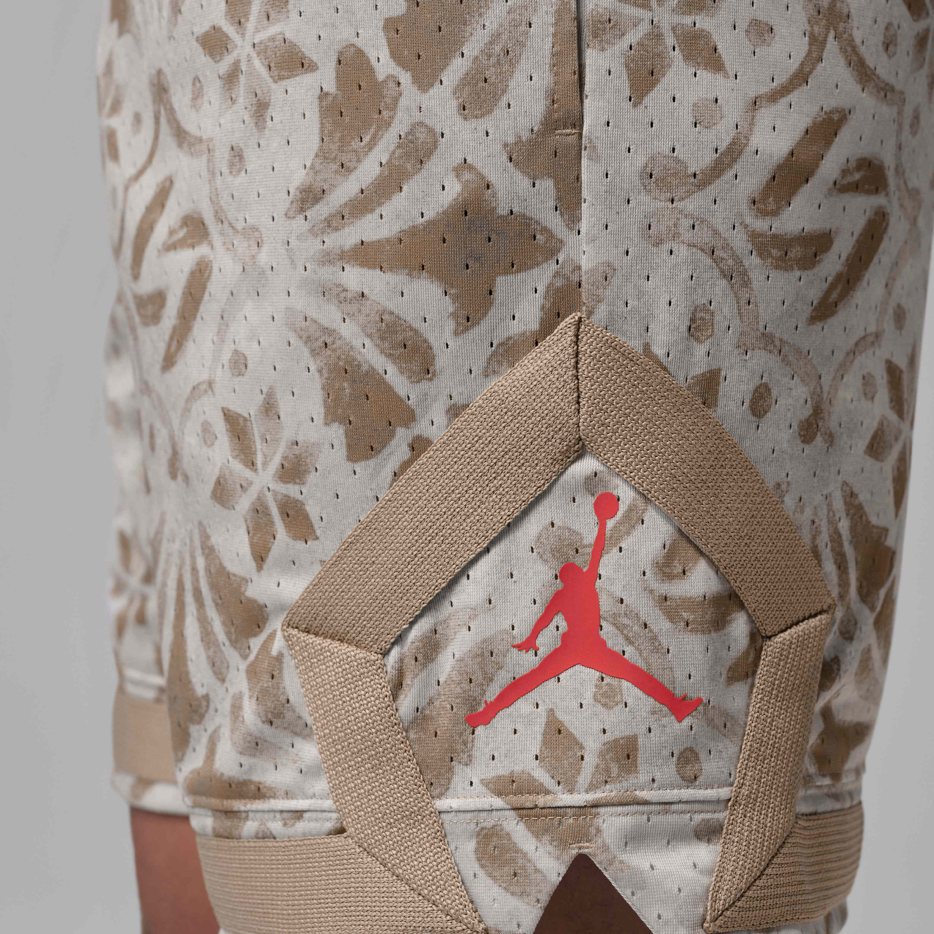 Luka Dončić image number 4