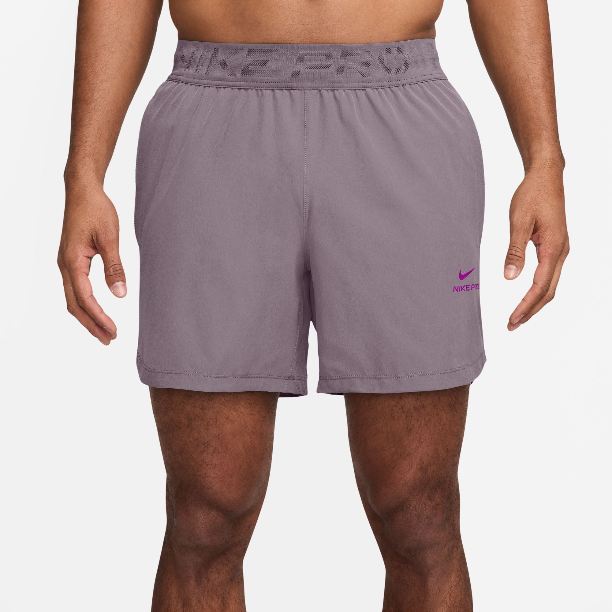 Nike Pro Training image number 0