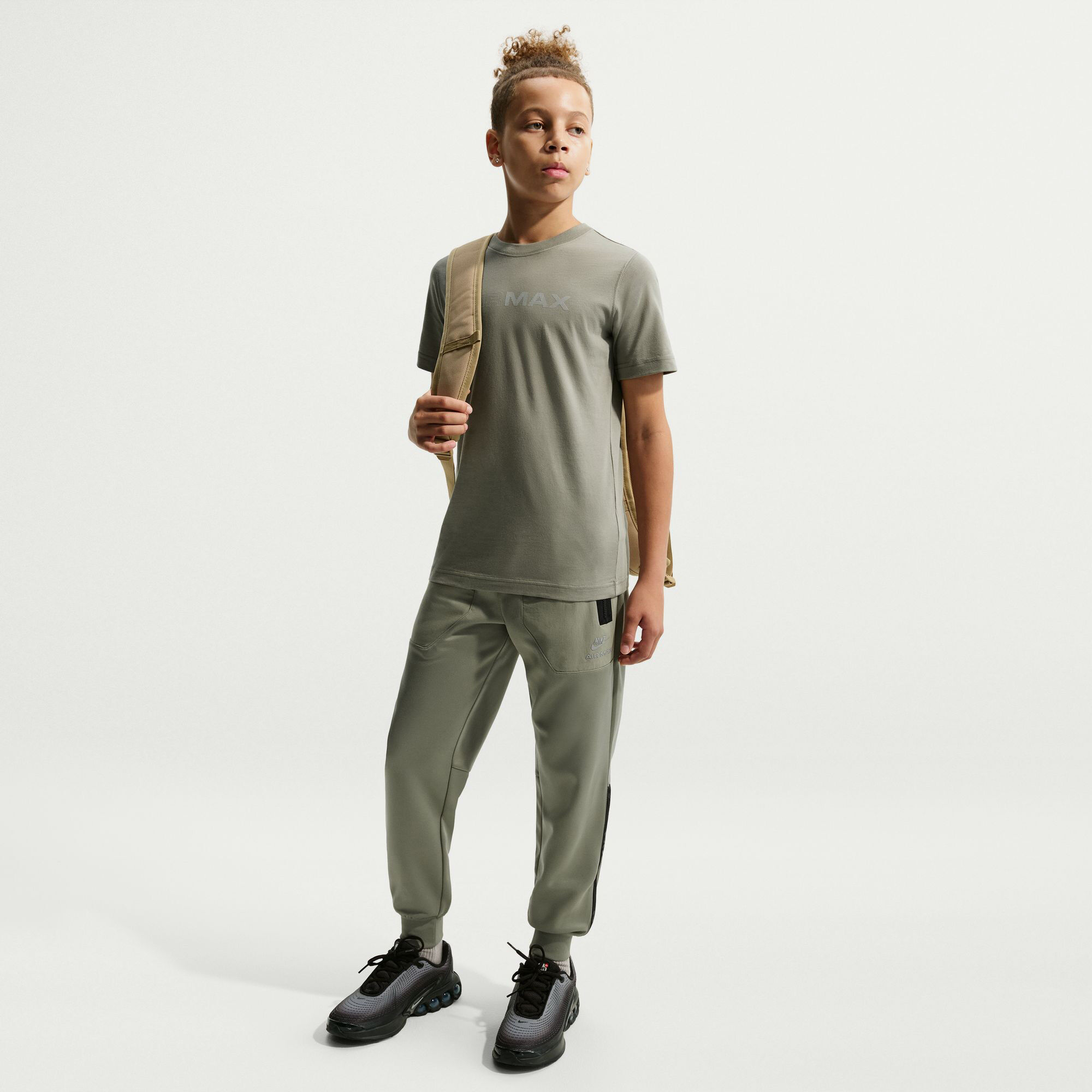 نايكي سبورتسوير image number 0