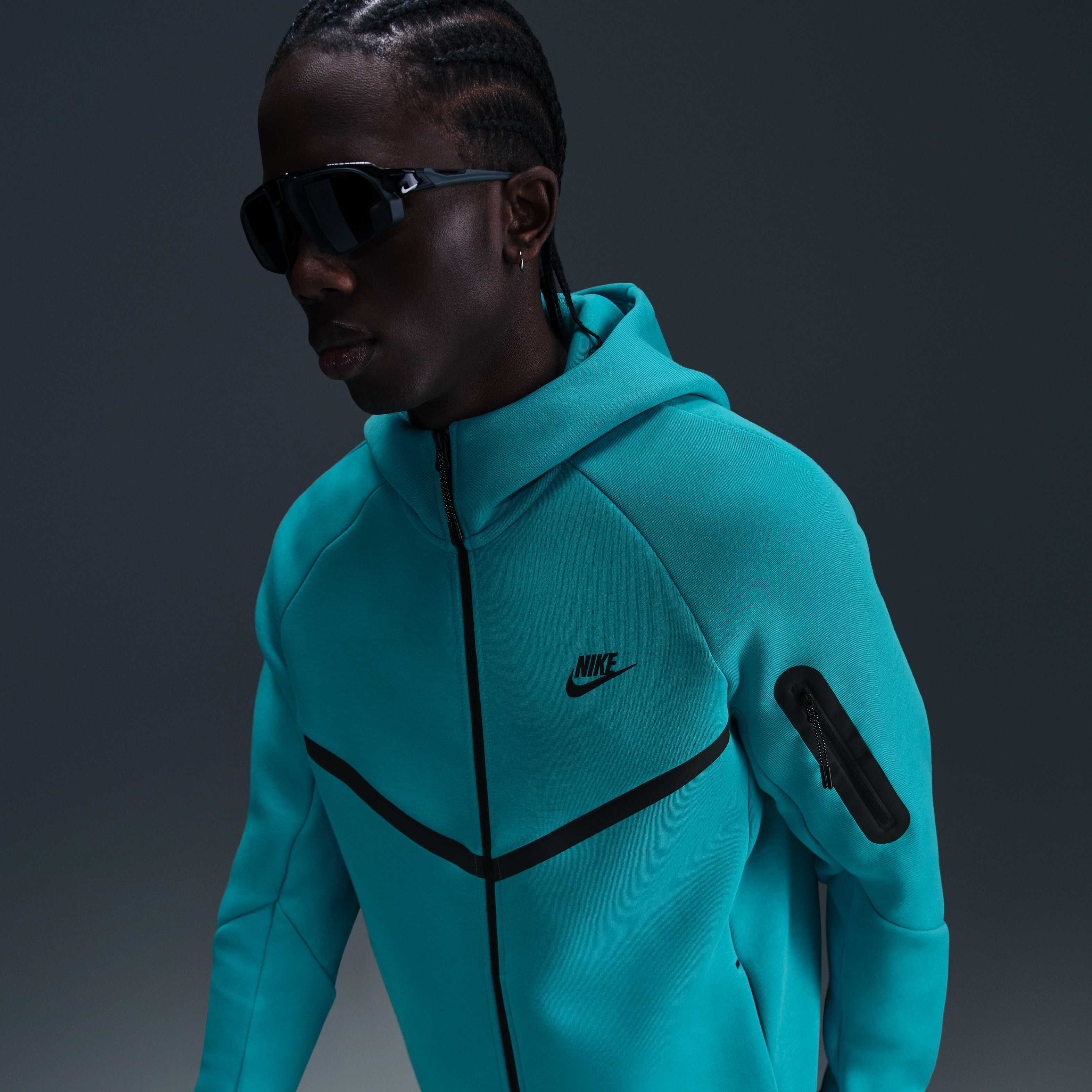 Nike Tech image number 0