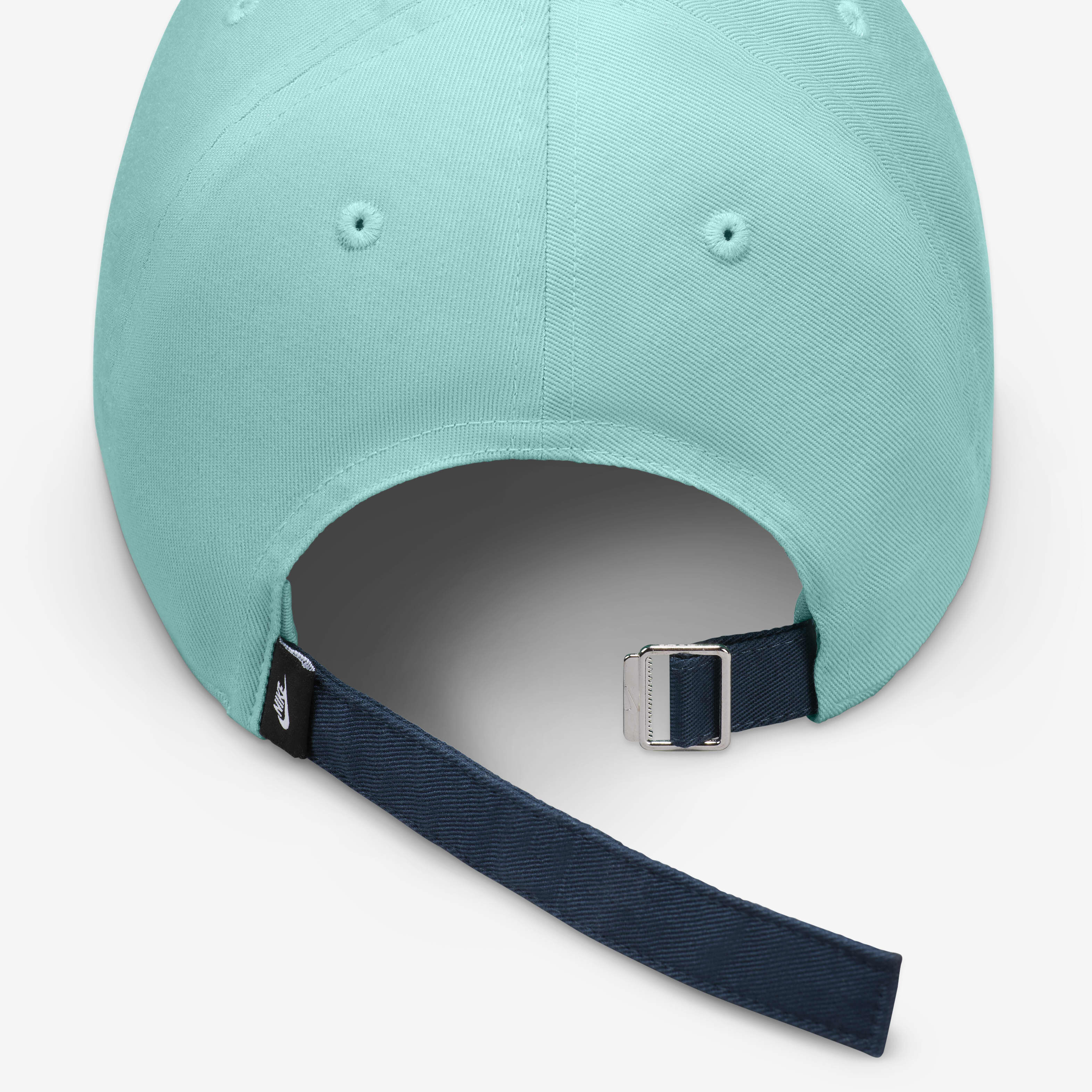 نايكي كلوب image number 2