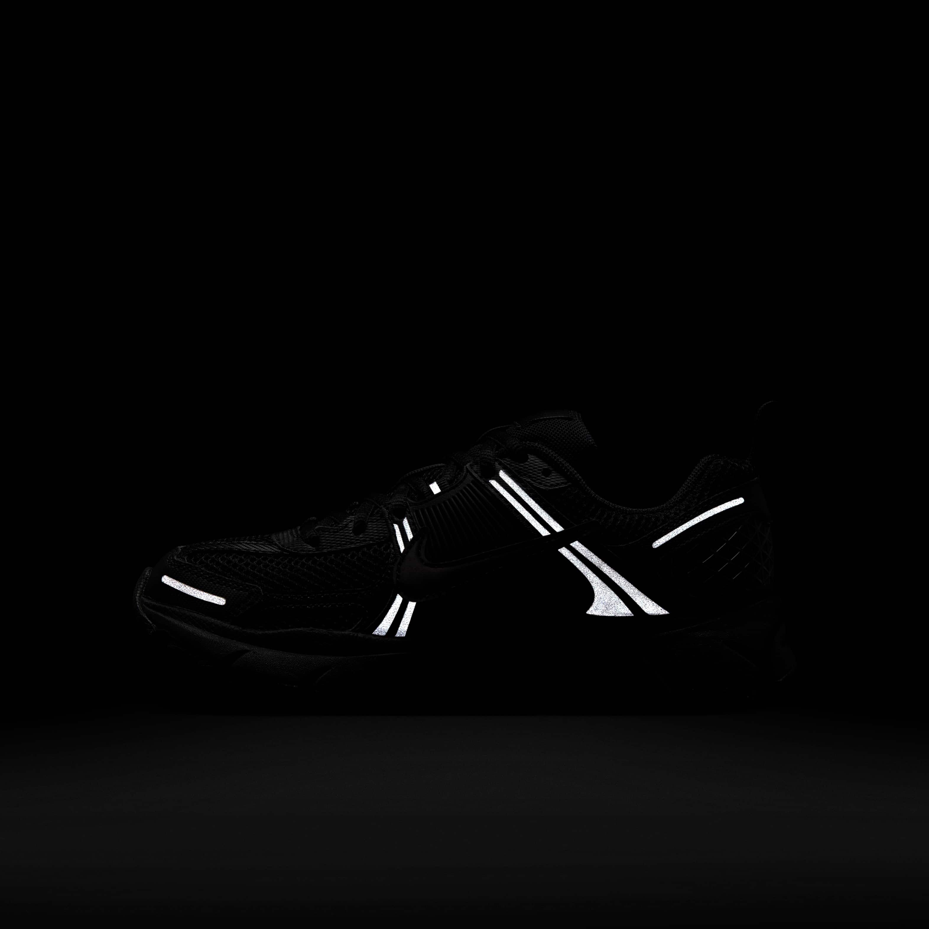 Nike Vomero 5 image number 11