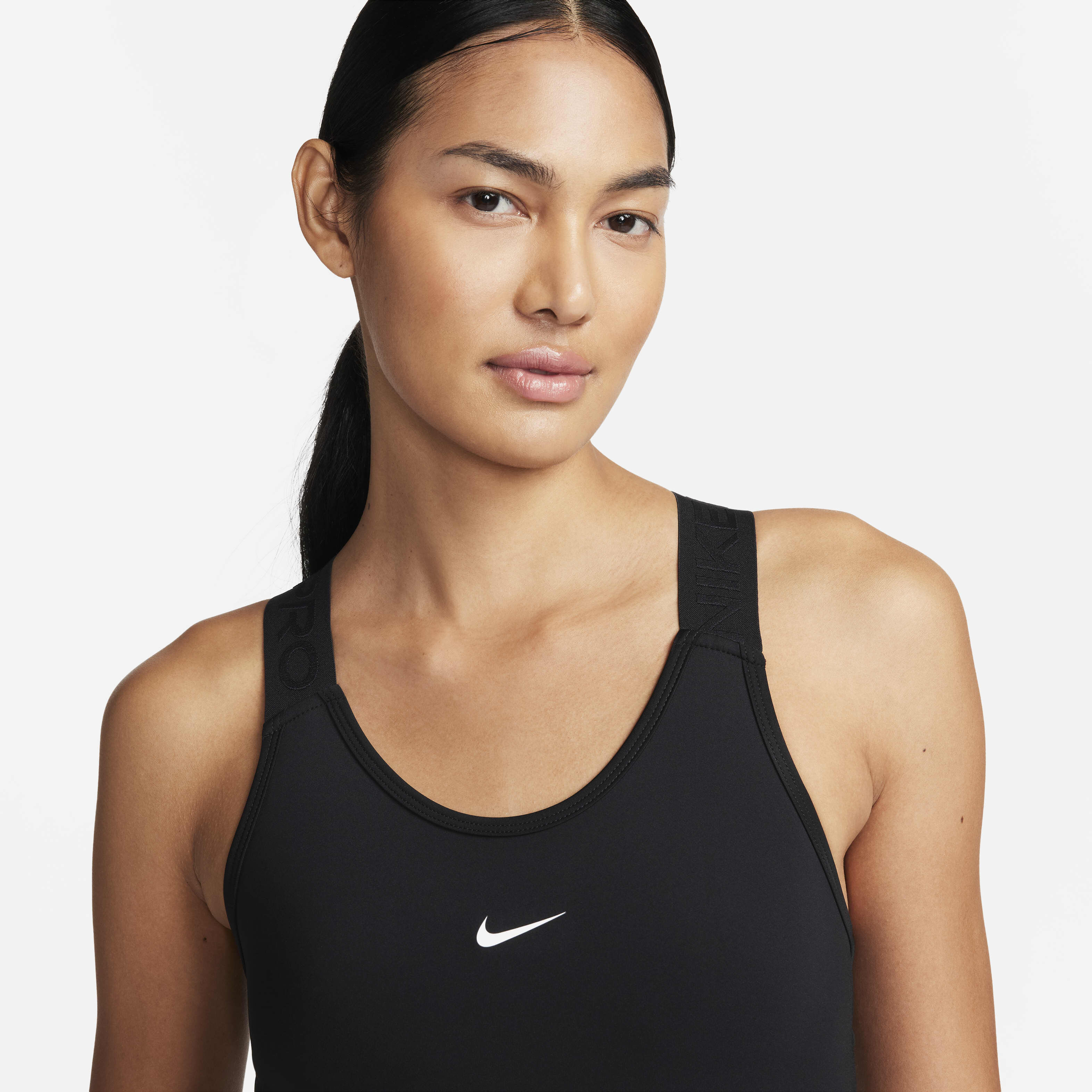 Nike Pro image number 2