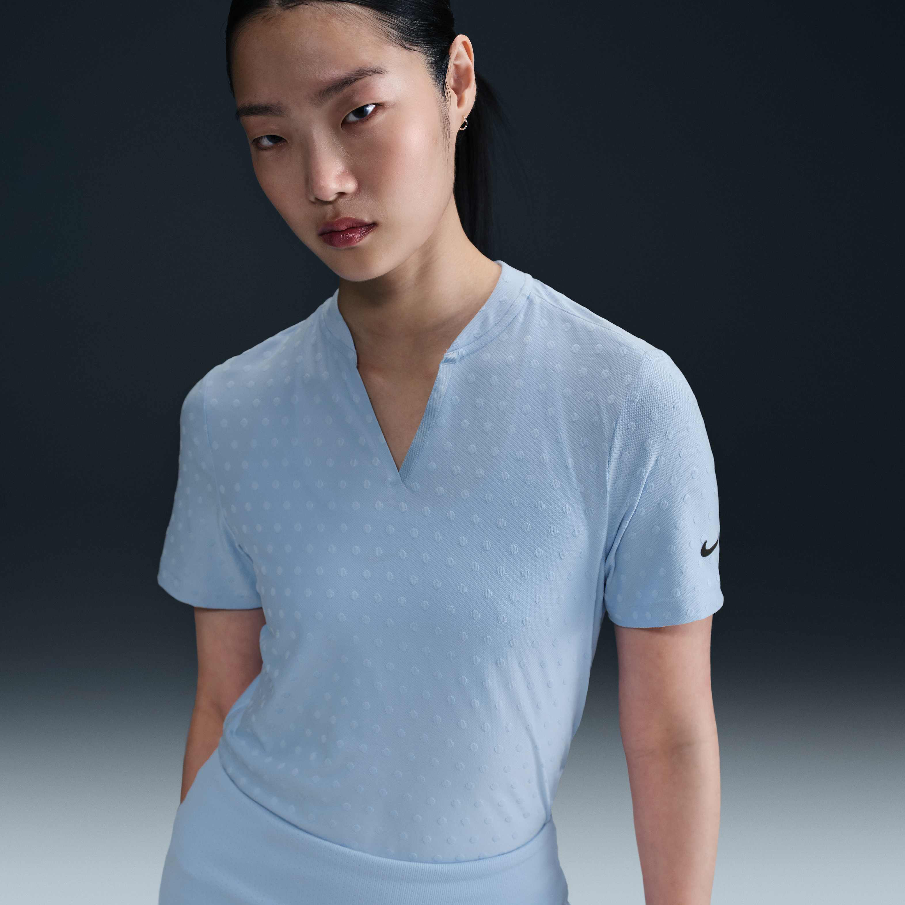 نايكي تور image number 0