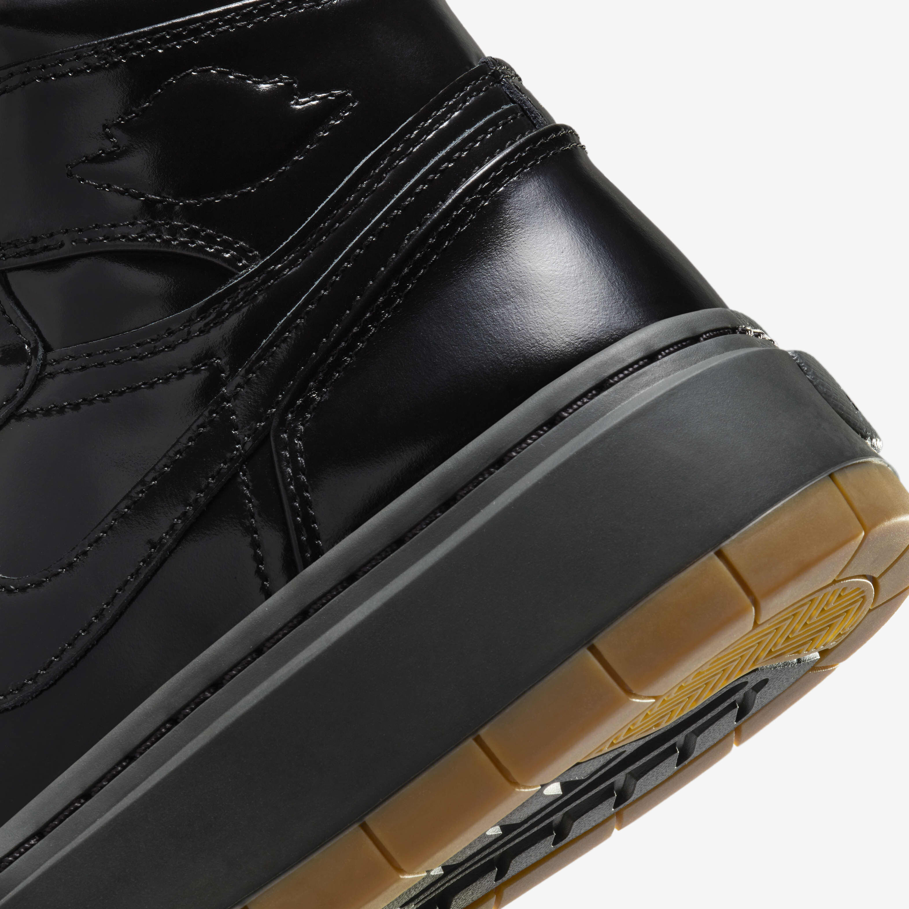 Air Jordan 1 Elevate High SE image number 7