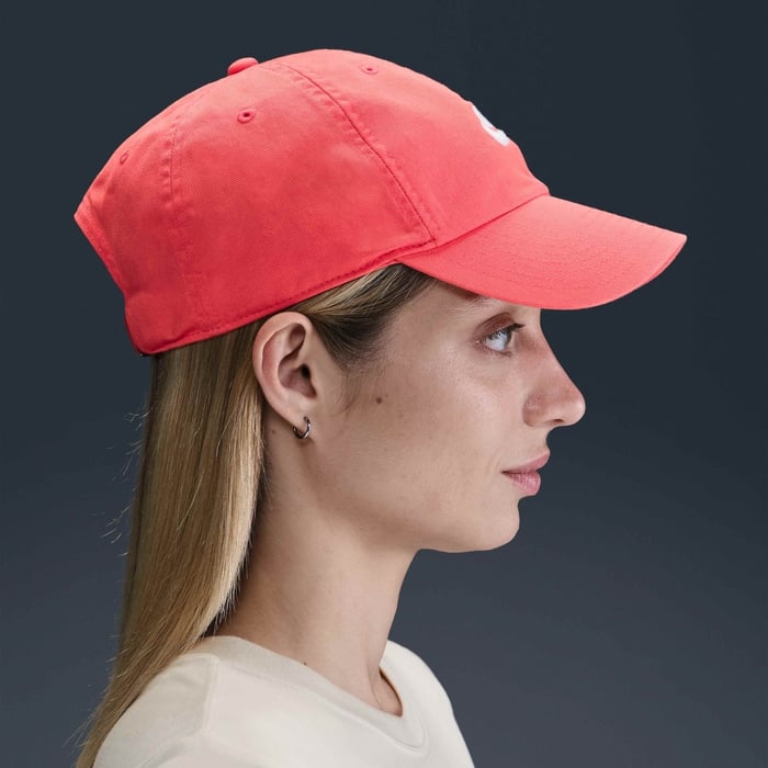 نايكي كلوب image number 1 نايكي كلوب image number 1