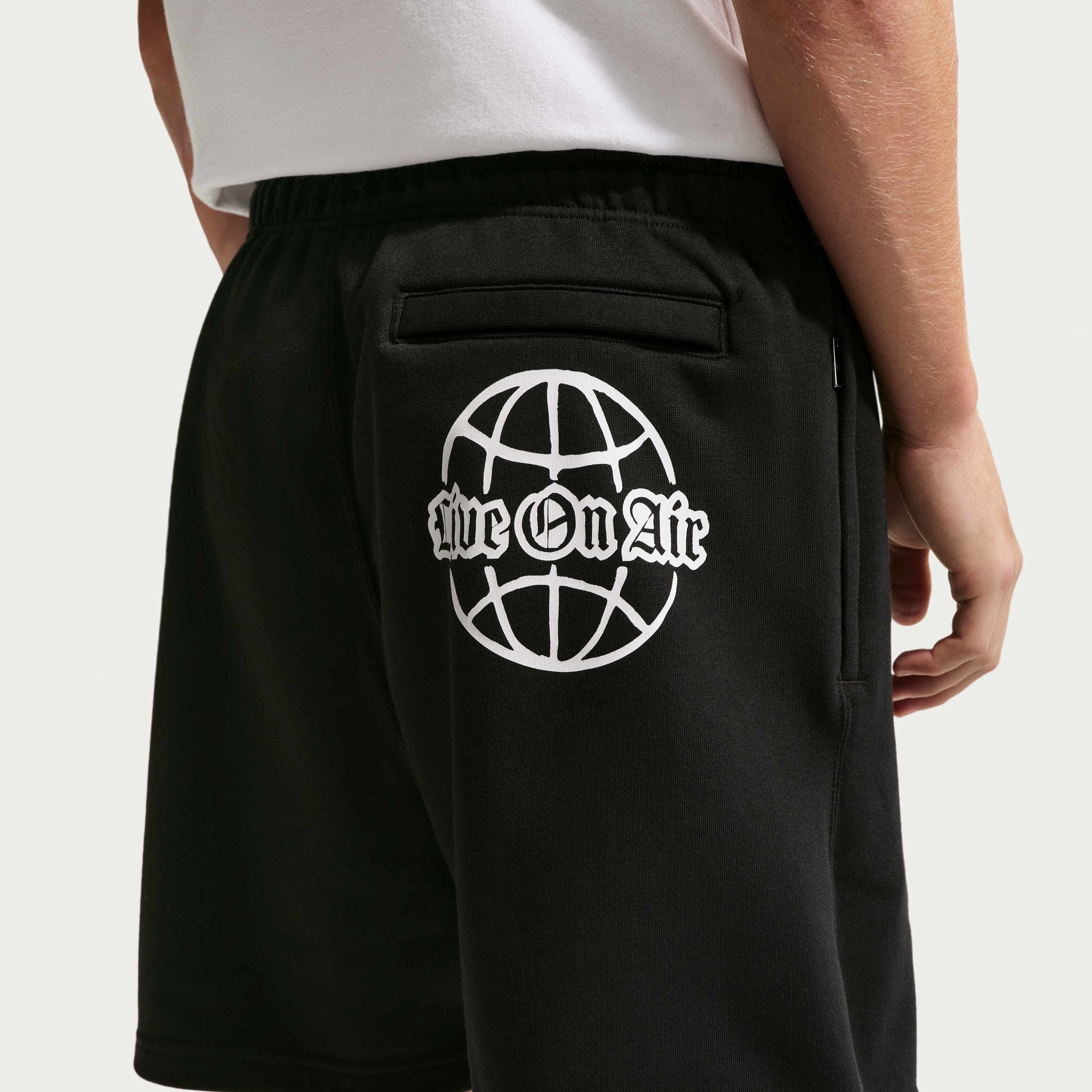 Nike Solo Swoosh image number 2