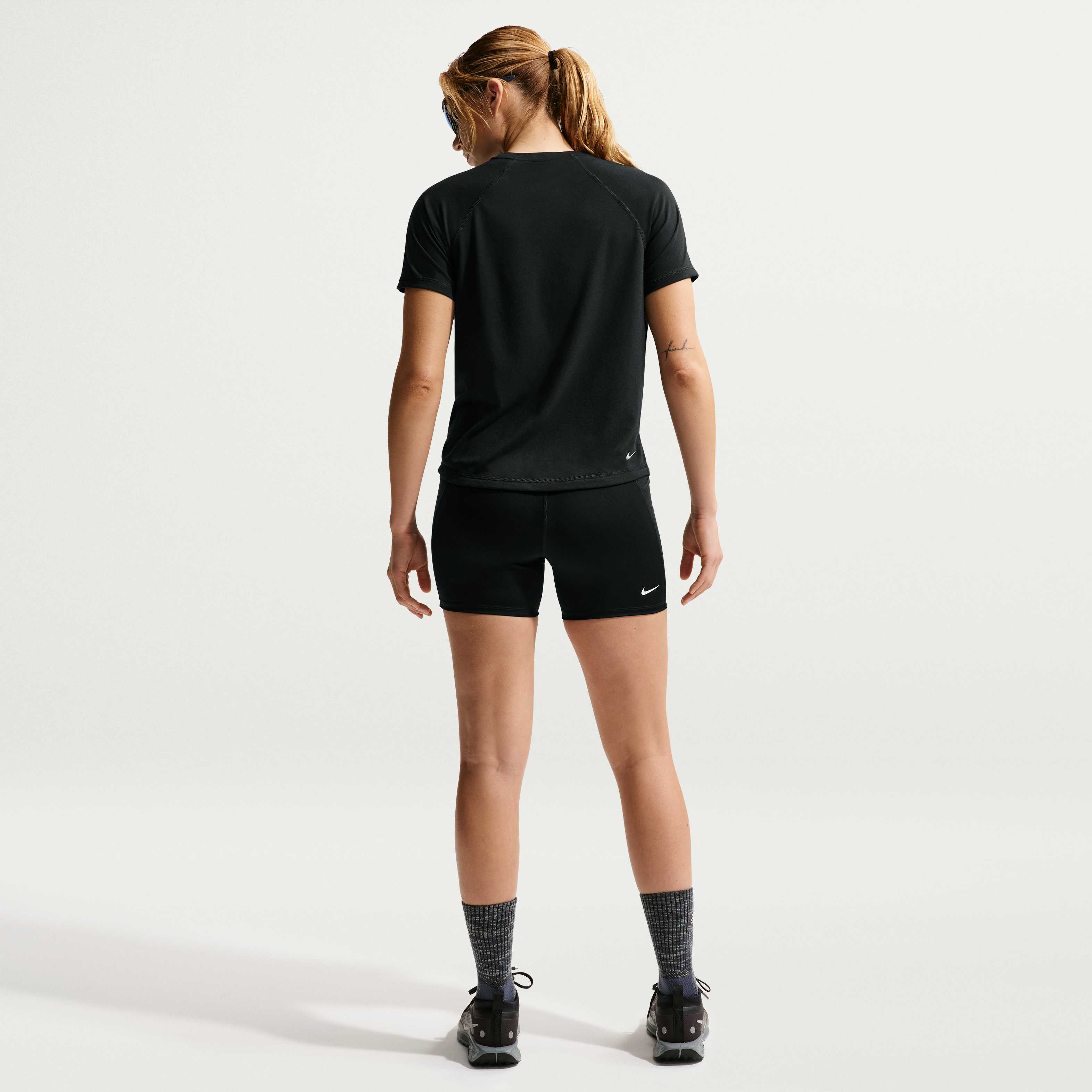 نايكي ايه سي جي image number 4