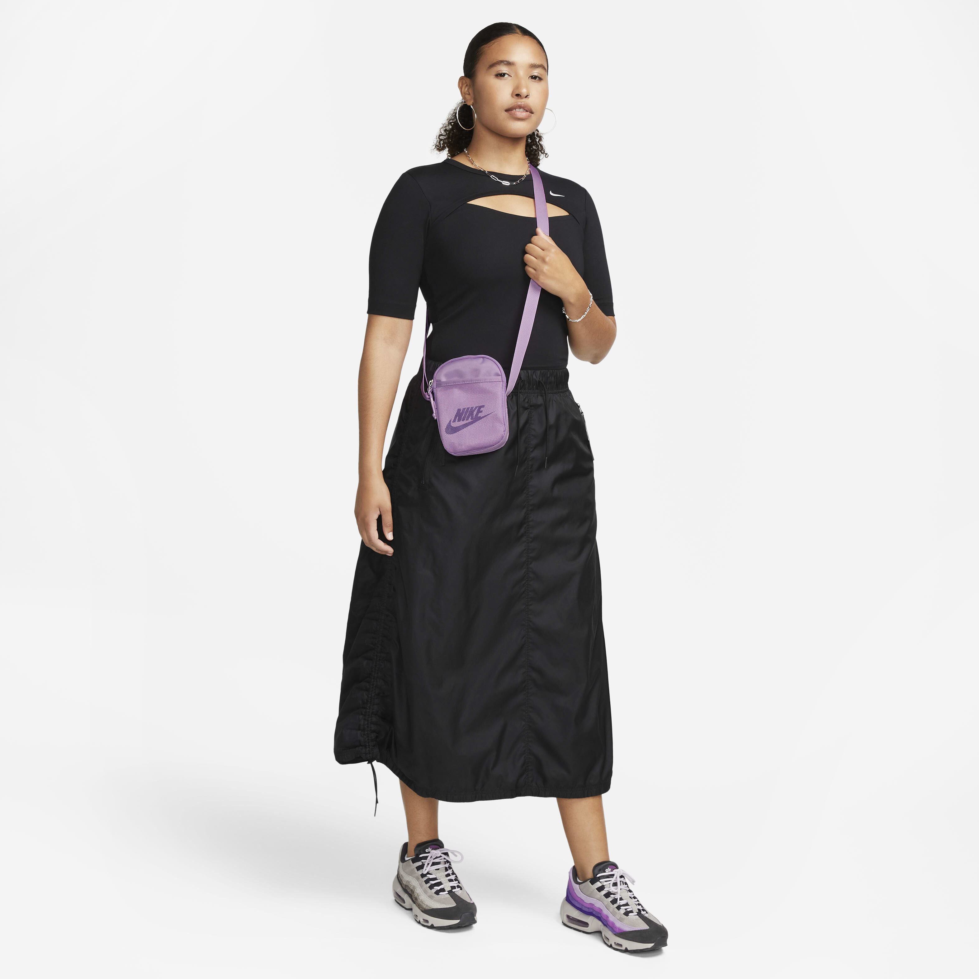 Nike Heritage image number 8