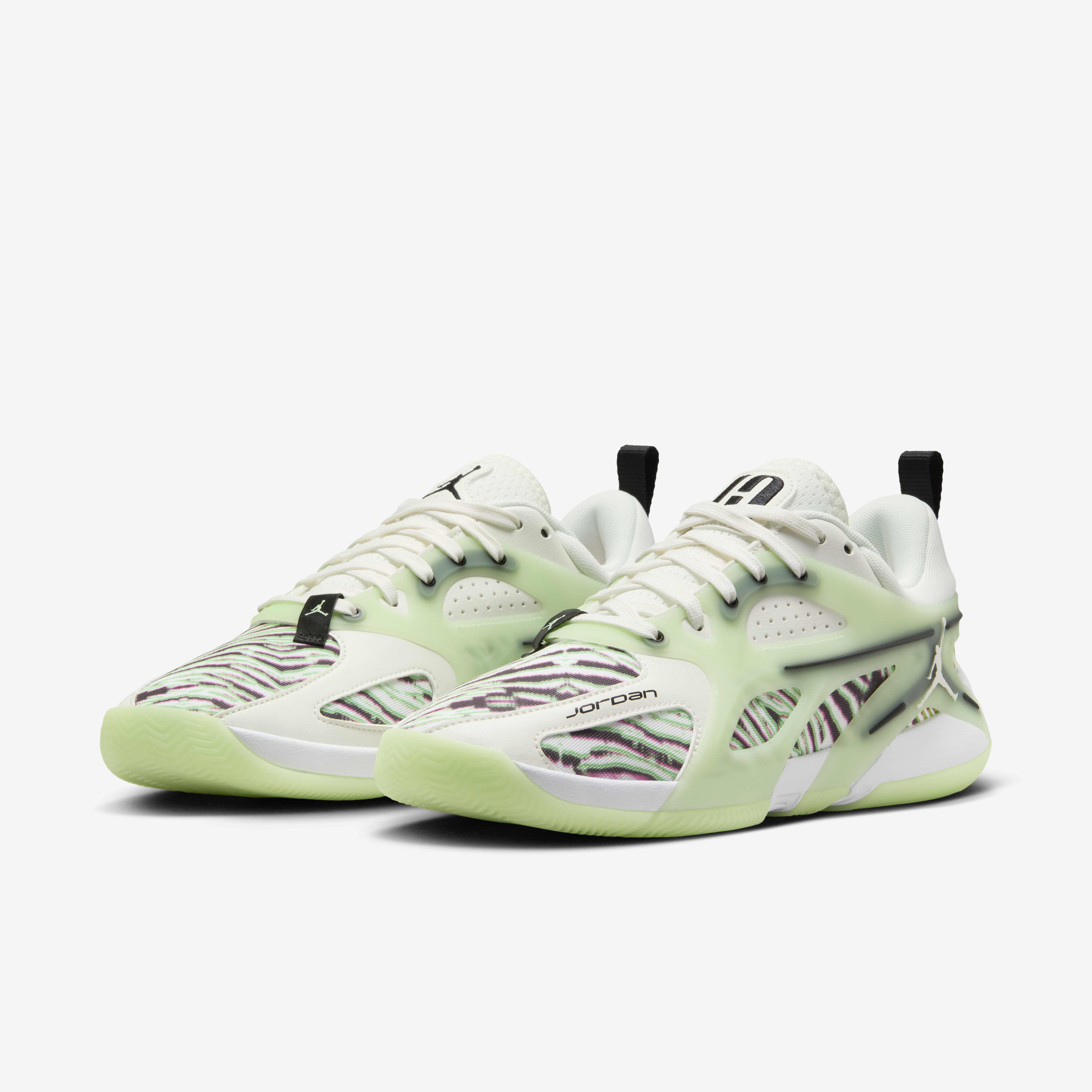 Jordan Heir Series 'Denim and Gold' image number 4