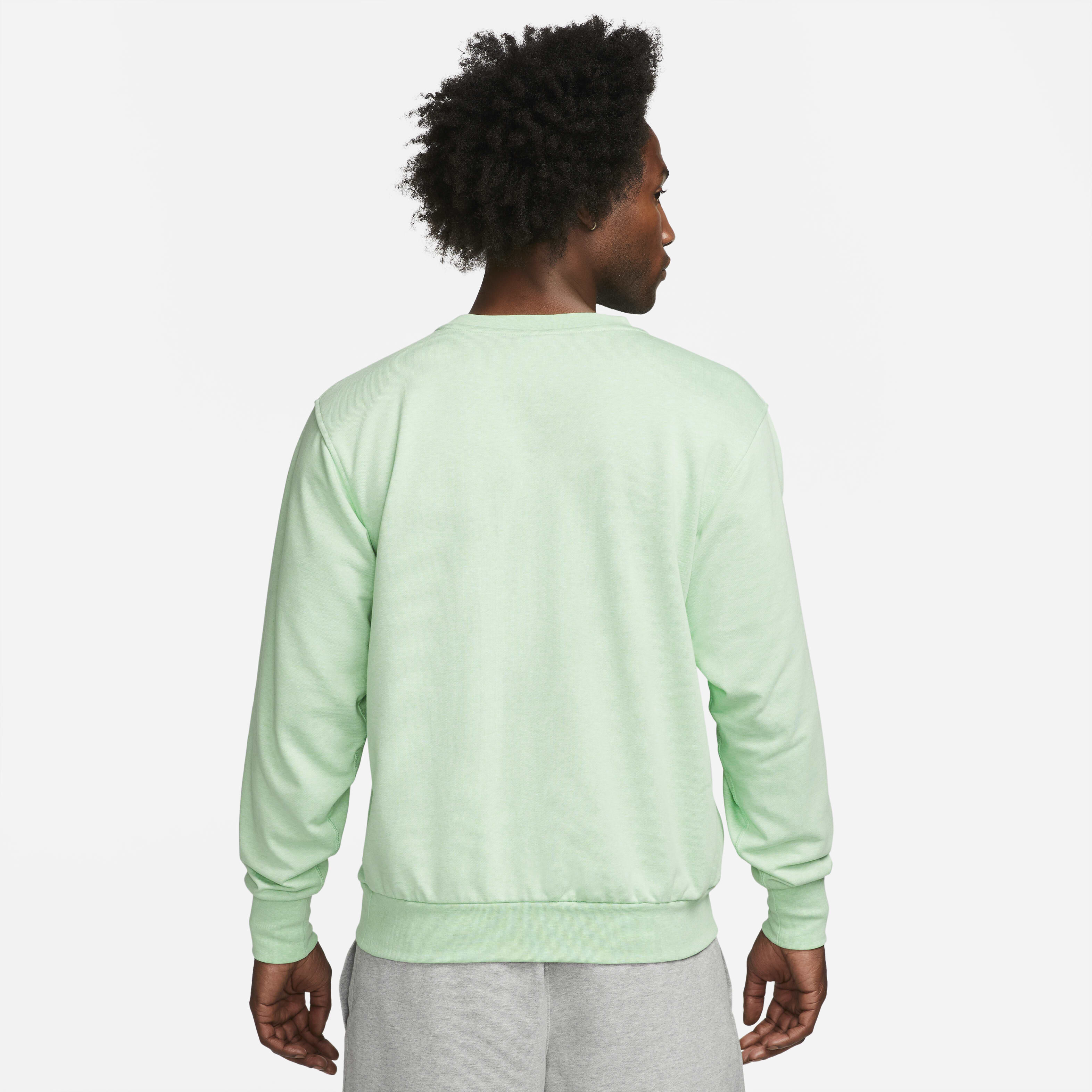 Nike Standard Issue image number 1