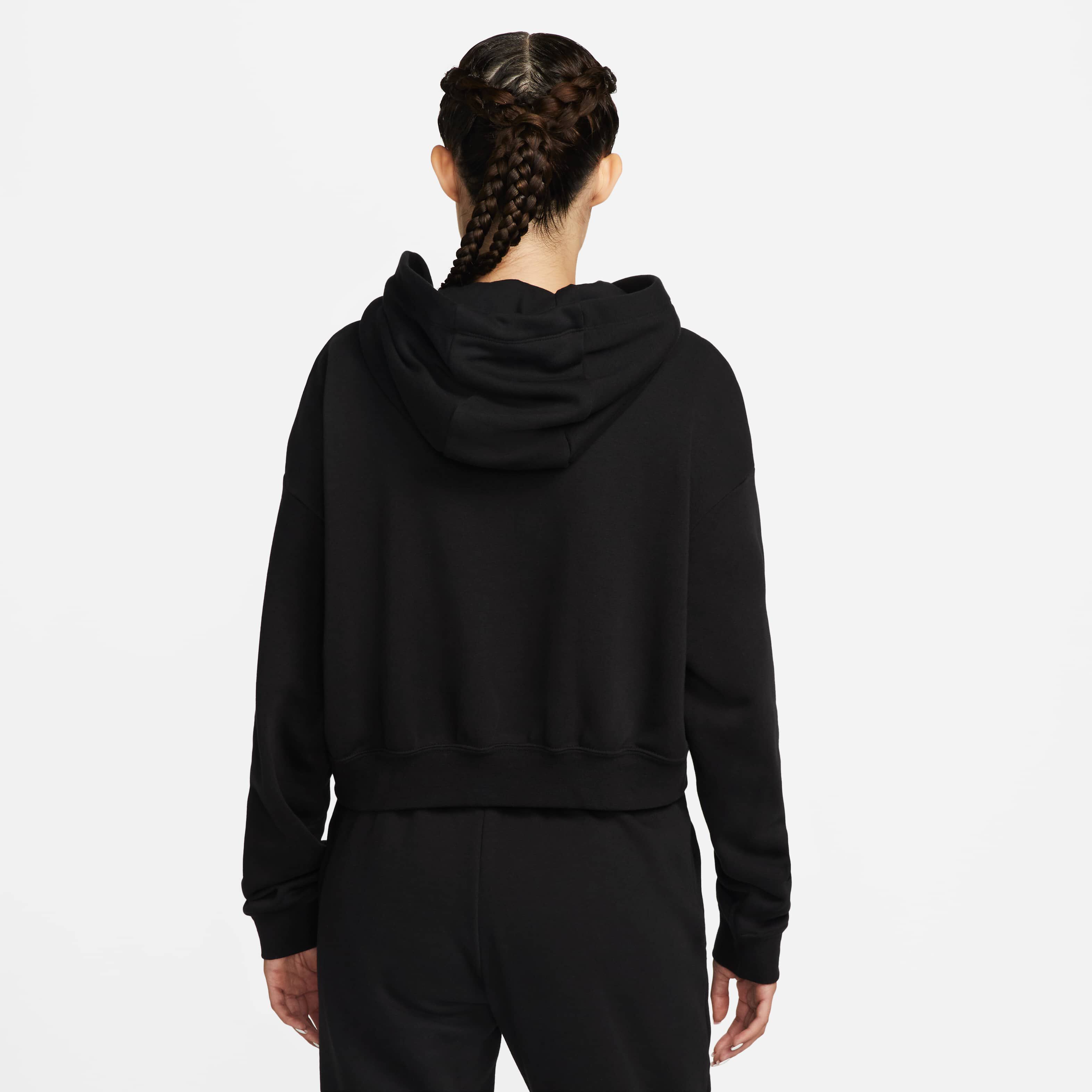 نايكي سبورتسوير كلوب فليس image number 1