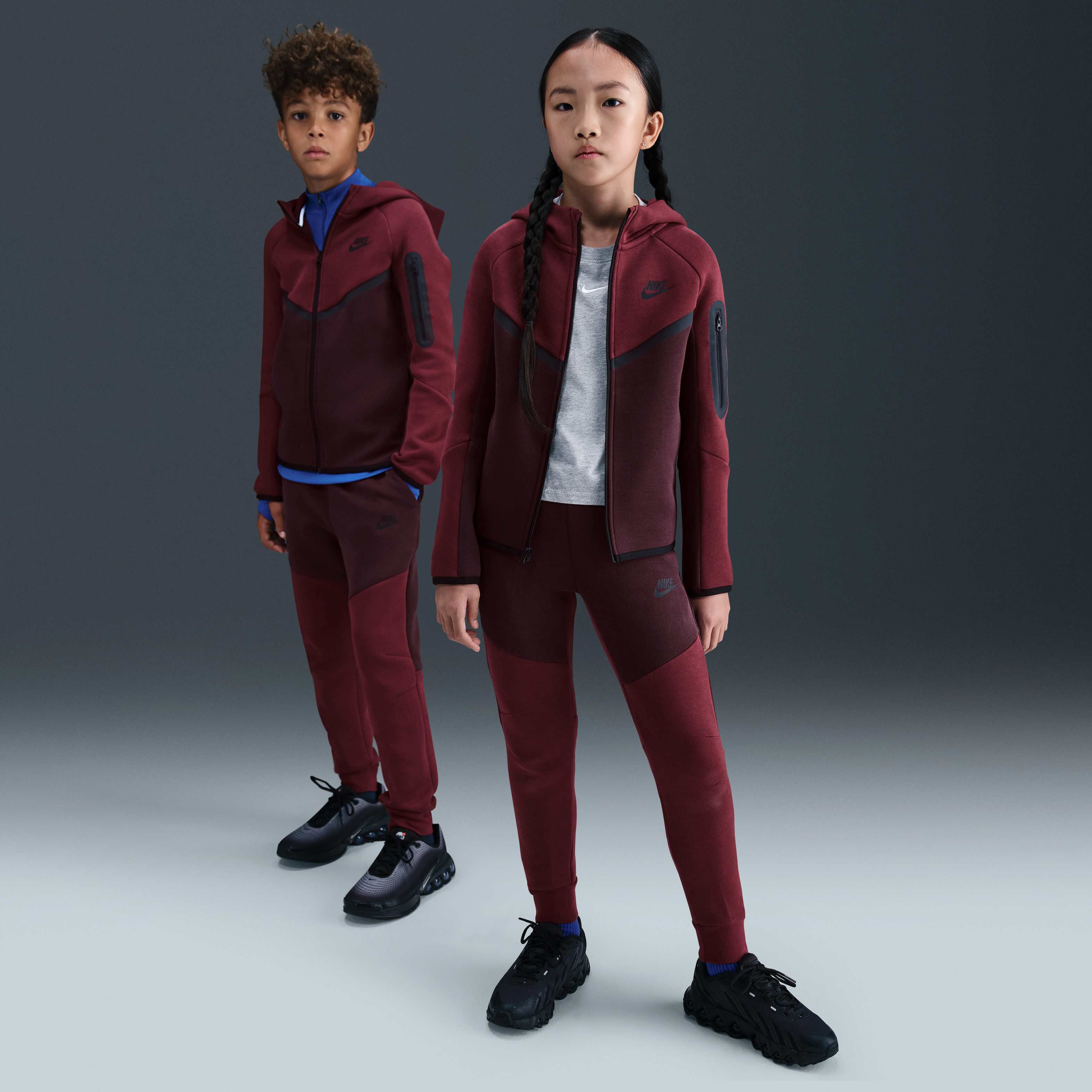 نايكي سبورتسوير تك فليس image number 0