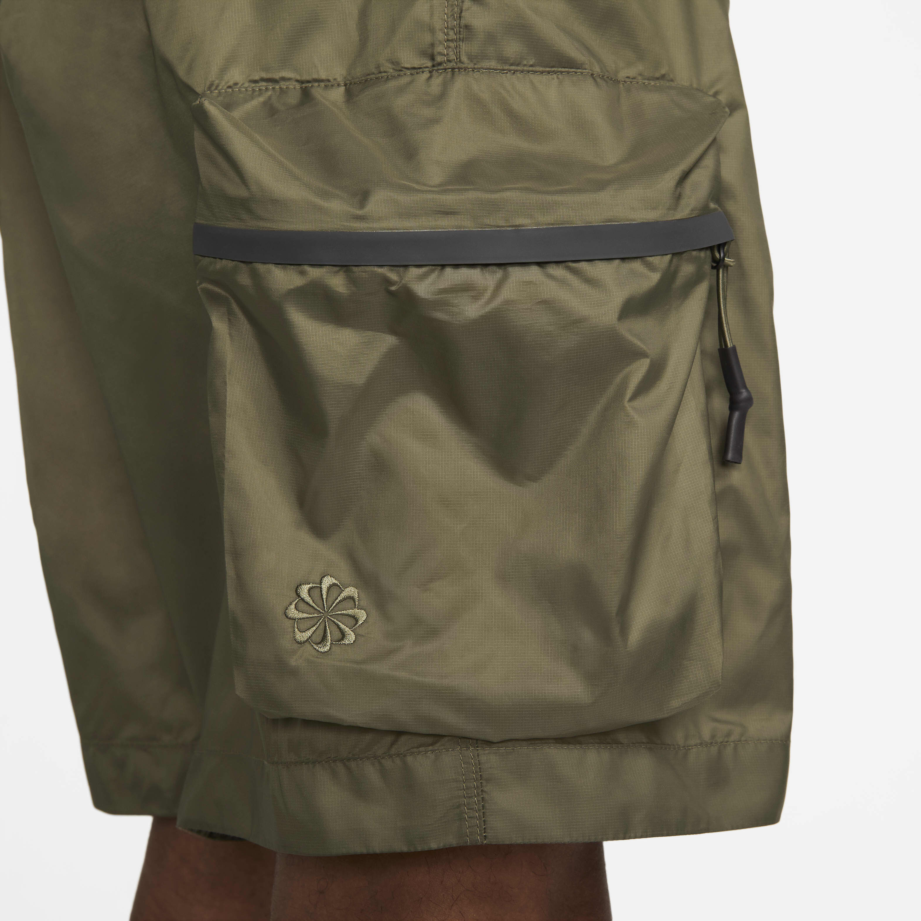 نايكي سبورتسوير تك باك image number 5