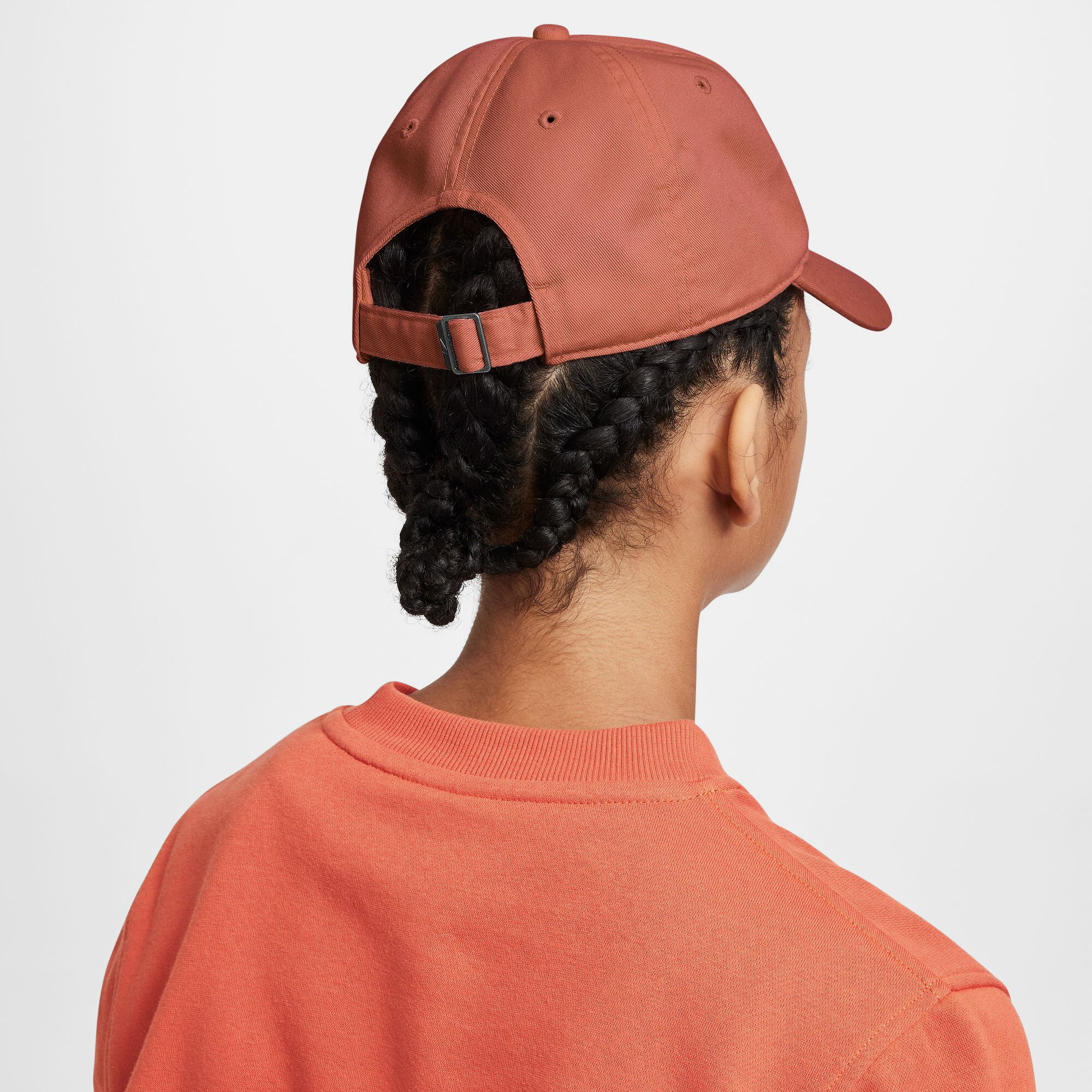 Nike Club image number 1