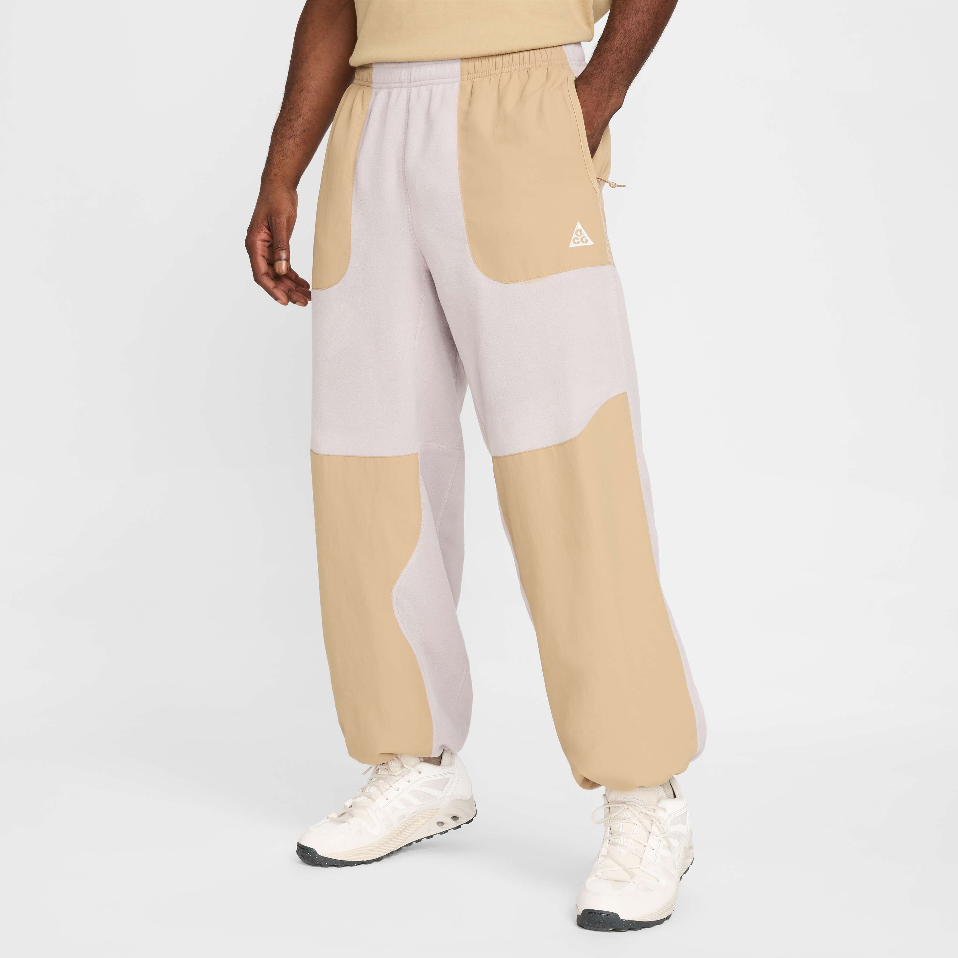 نايكي ايه سي جي 'وولف تري' بلس image number 0