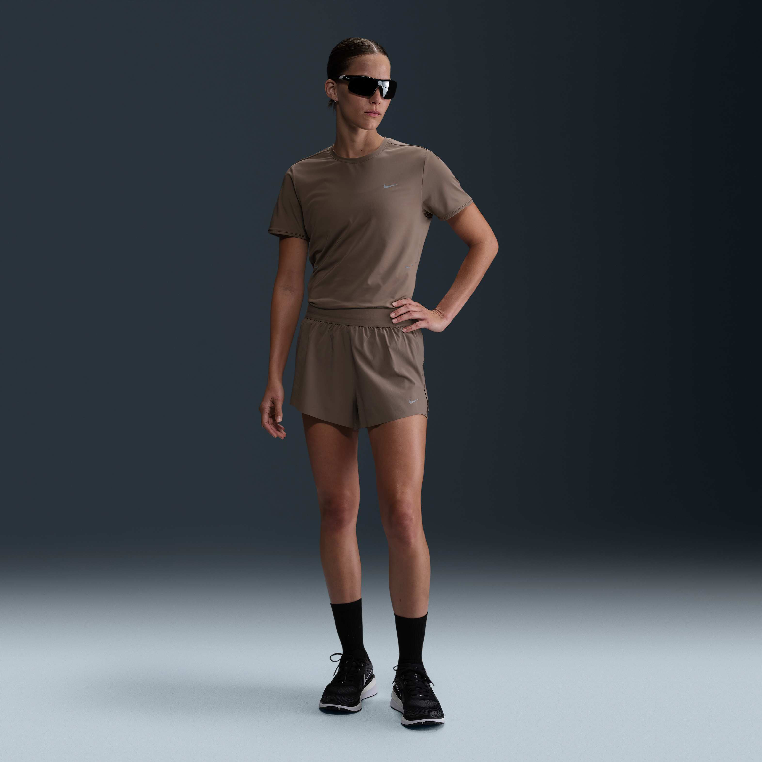 Nike Swift image number 0