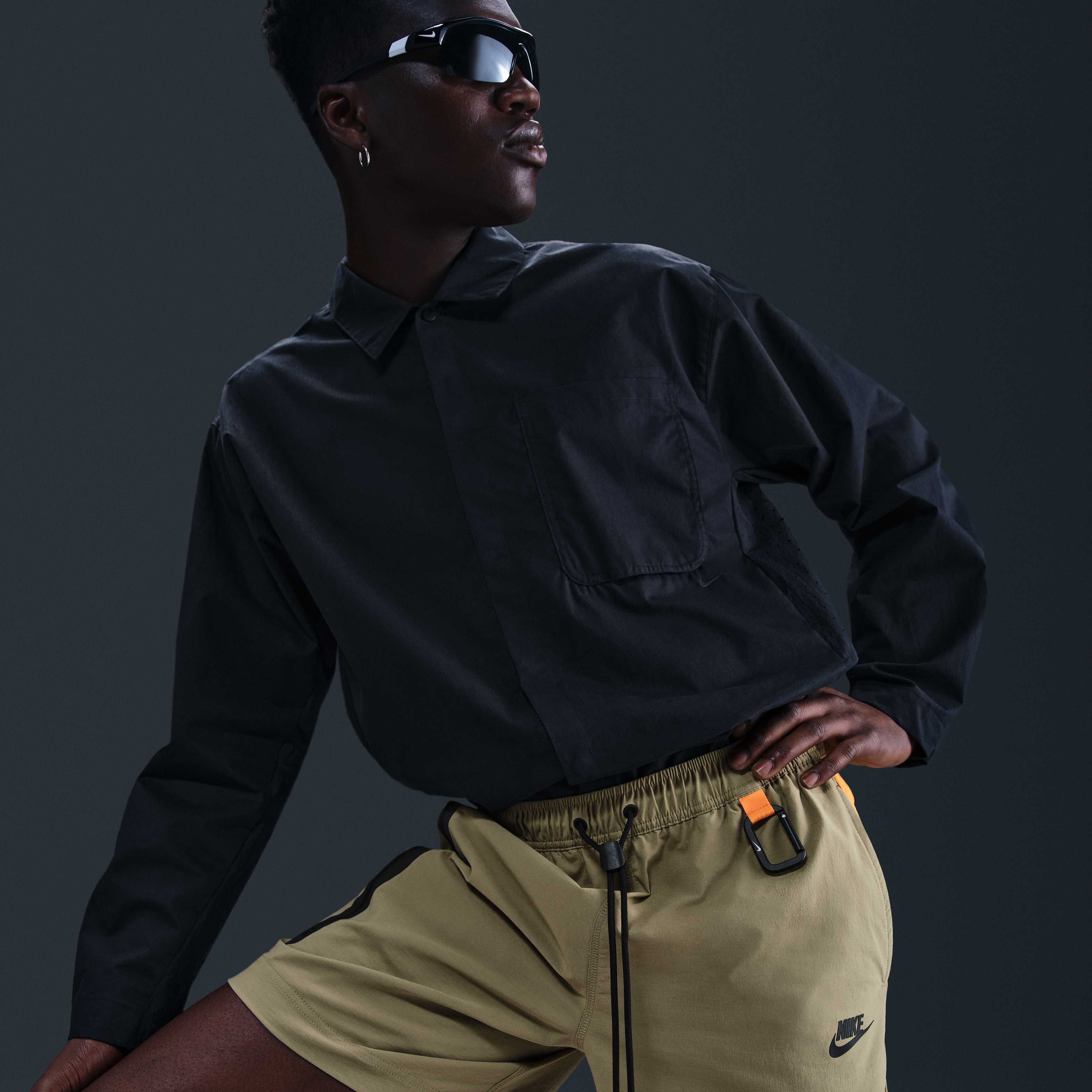 نايكي تك image number 4