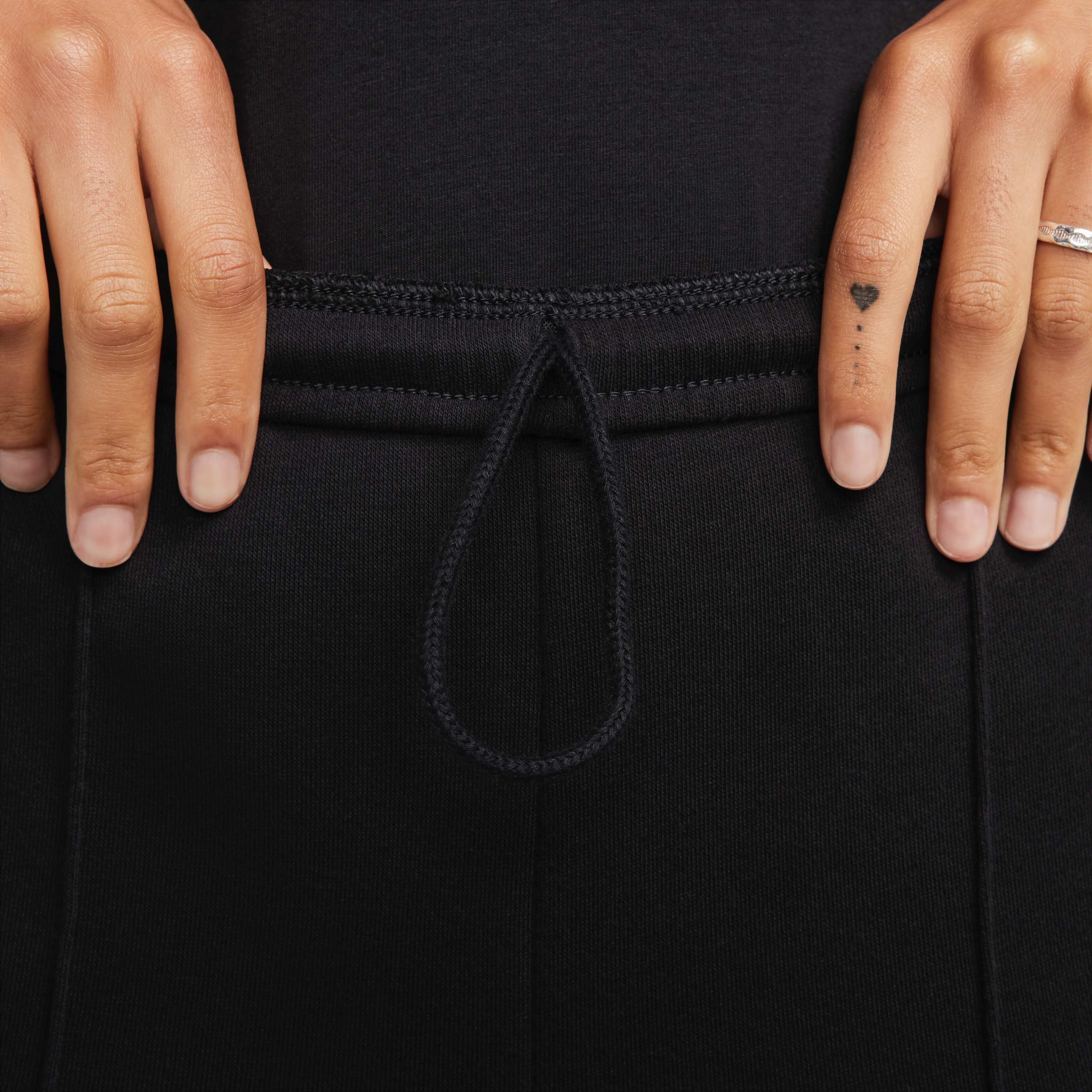 Nike Sportswear Chill Terry image number 4