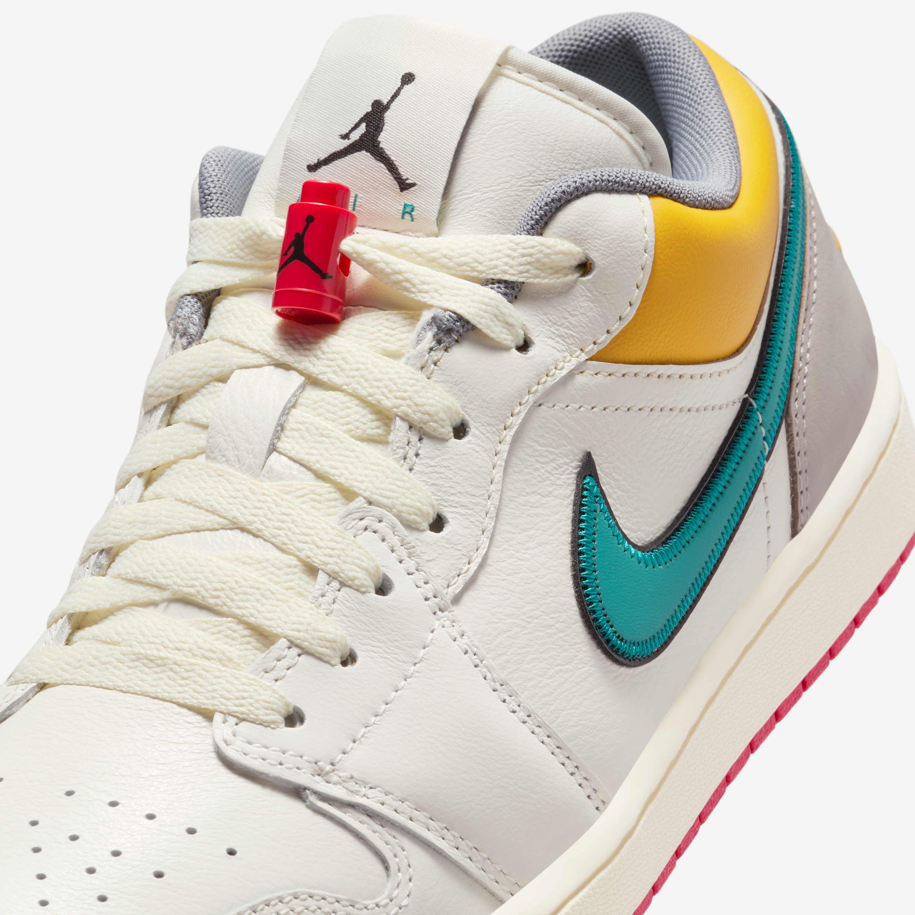Air Jordan 1 Low Premium image number 6