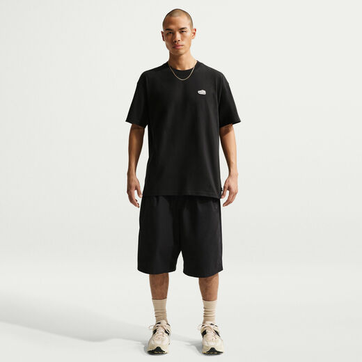 نايكي سبورتسوير