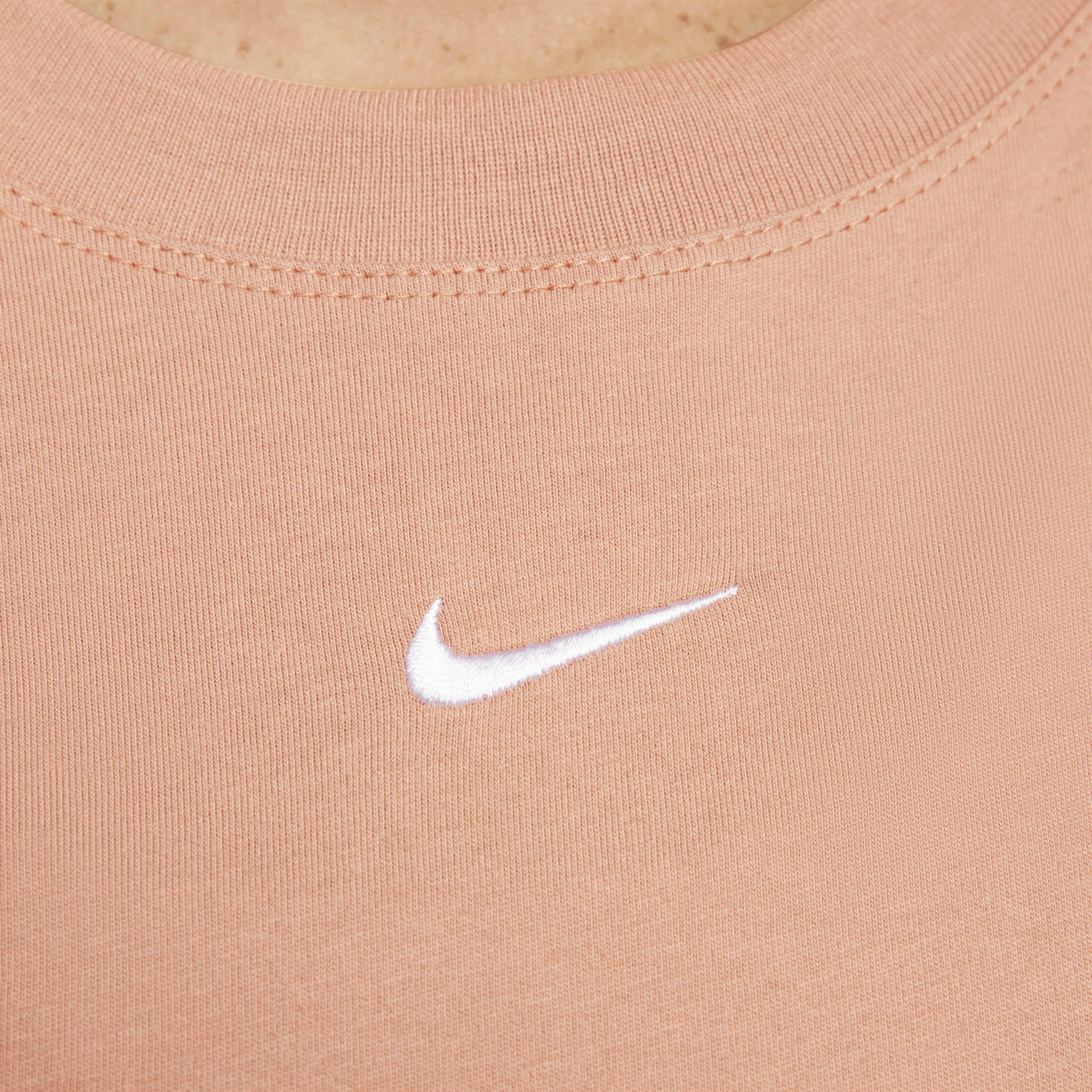 Nike Sportswear Essential image number 3