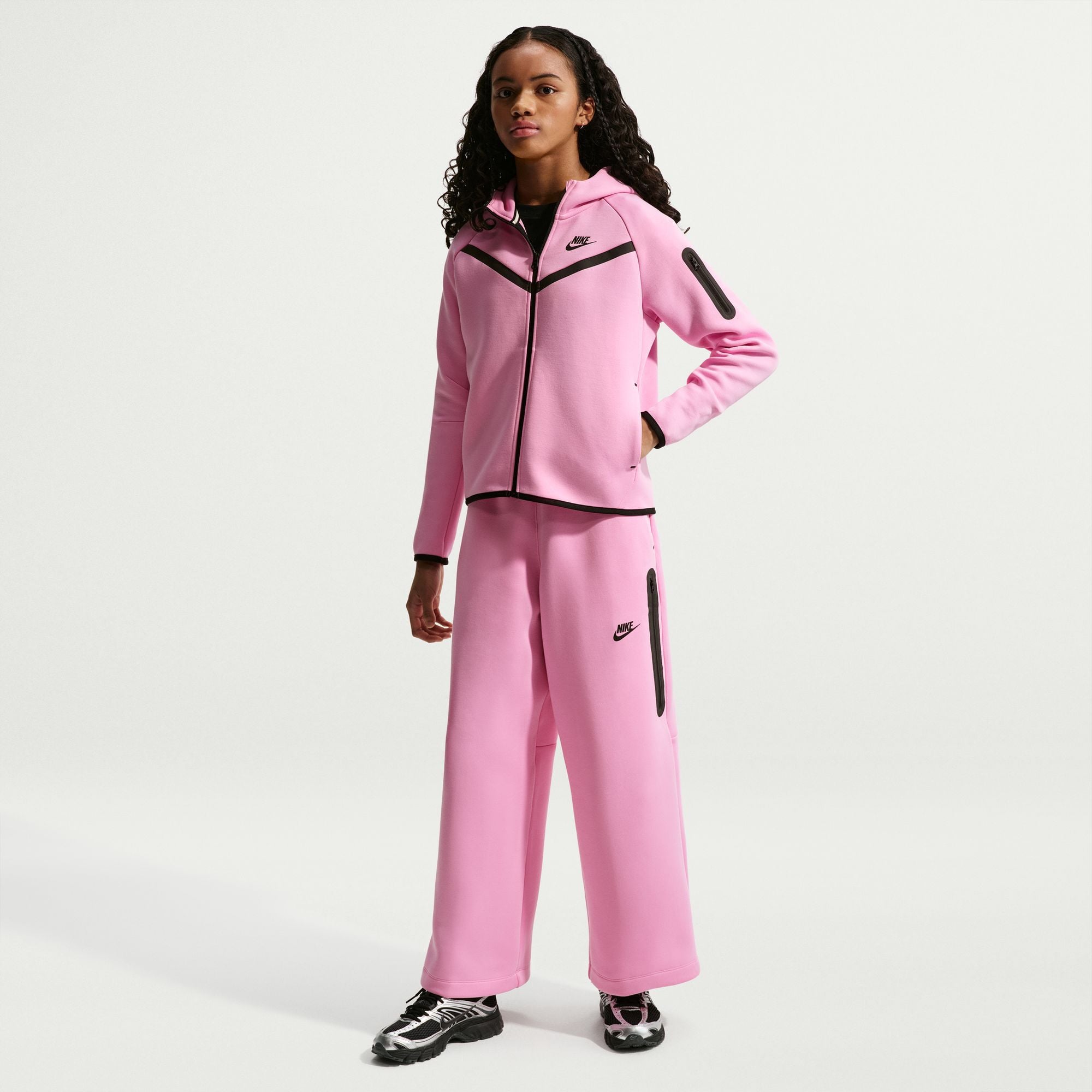 Nike Sportswear Tech Fleece image number 0