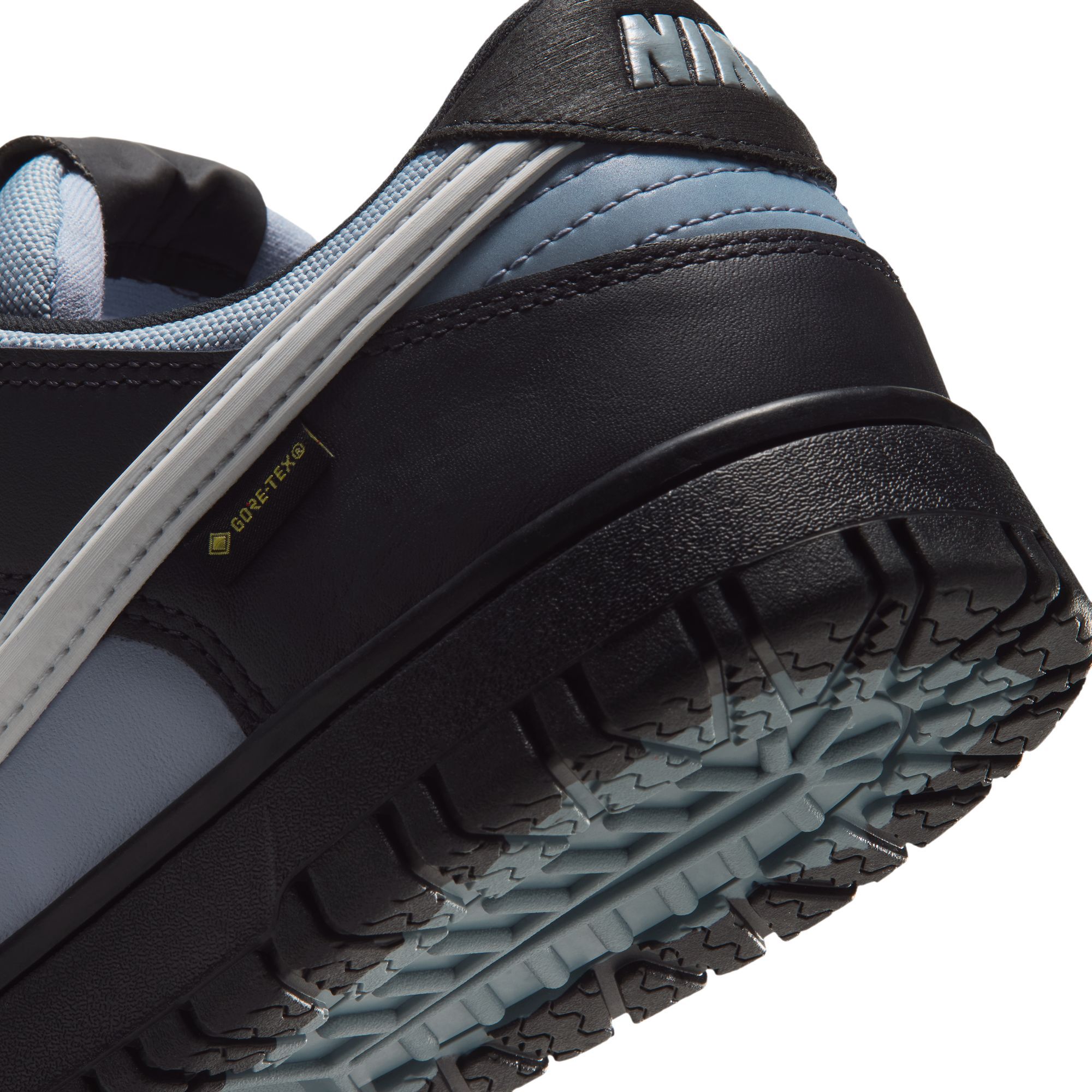 نايكي دانك لو GORE-TEX image number 9