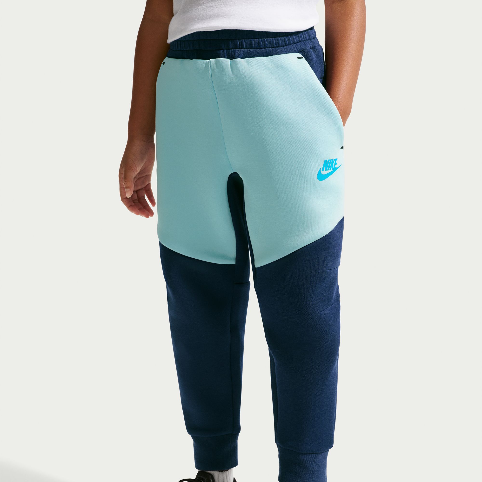Nike Sportswear image number 1