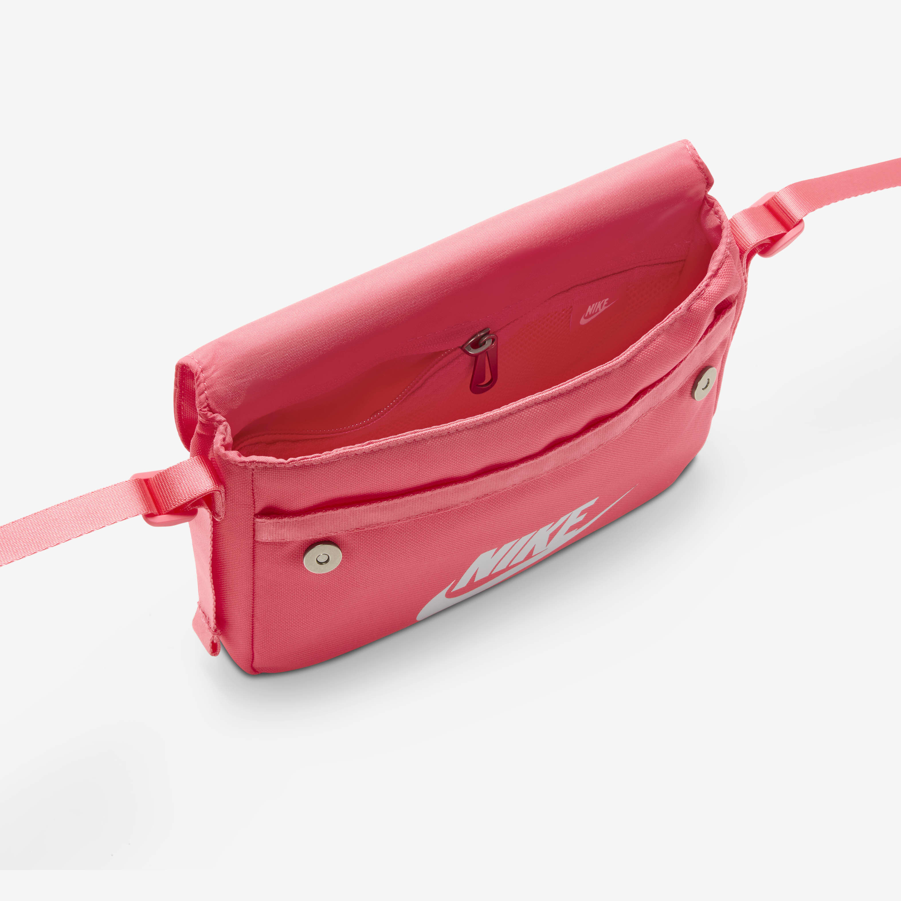 نايكي سبورتسوير image number 4