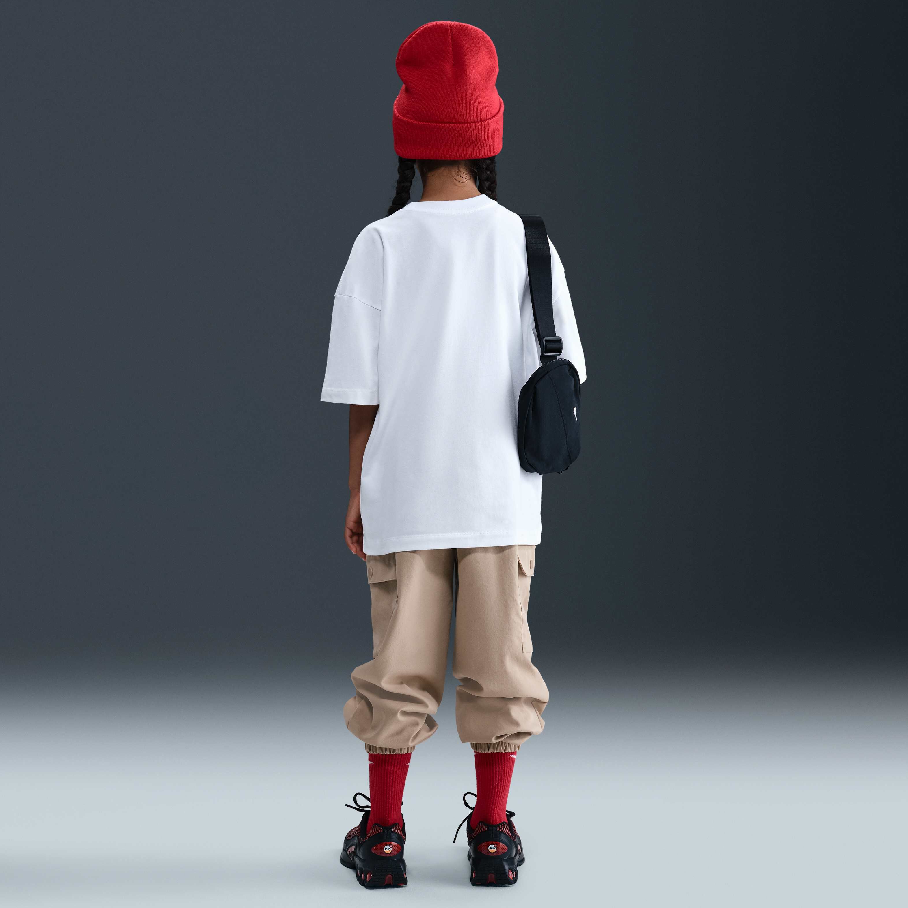 Buy Nike Sportswear Older Kids' (Girls') Oversized T-Shirt