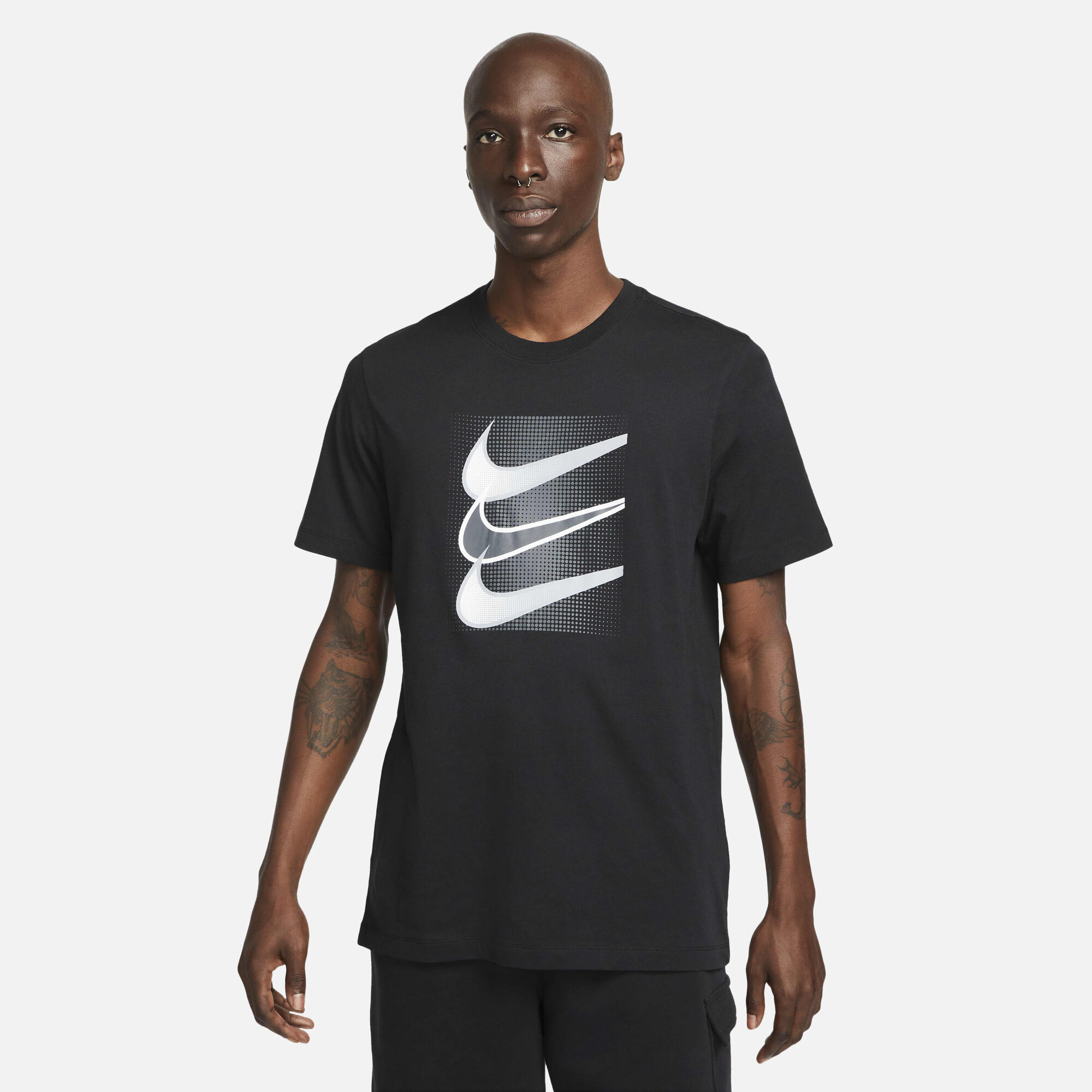 Buy Nike Sportswear Men's T-shirt Black Nike Qatar