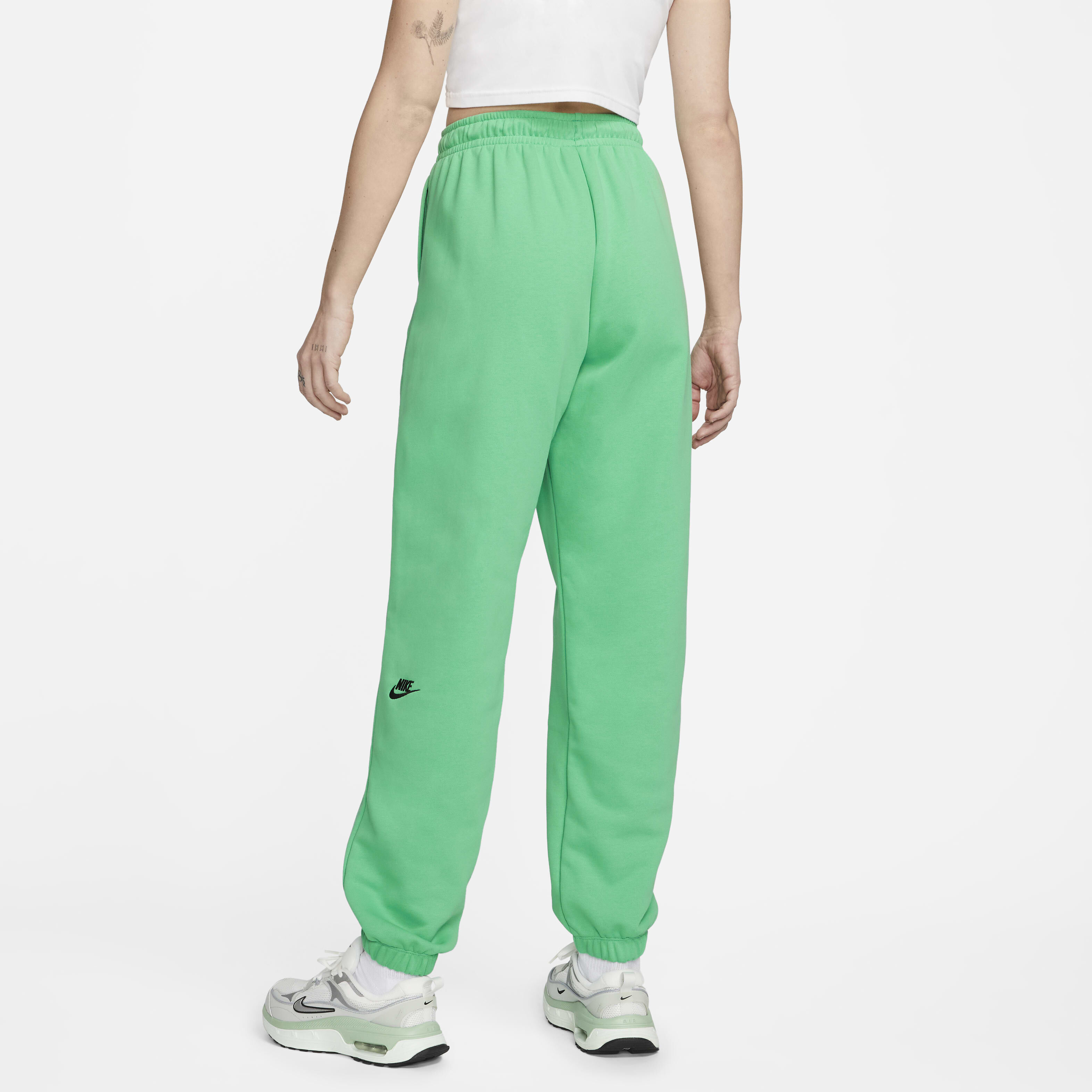 Buy Nike Sportswear Women s Oversized High Waisted Joggers Nike Qatar Official