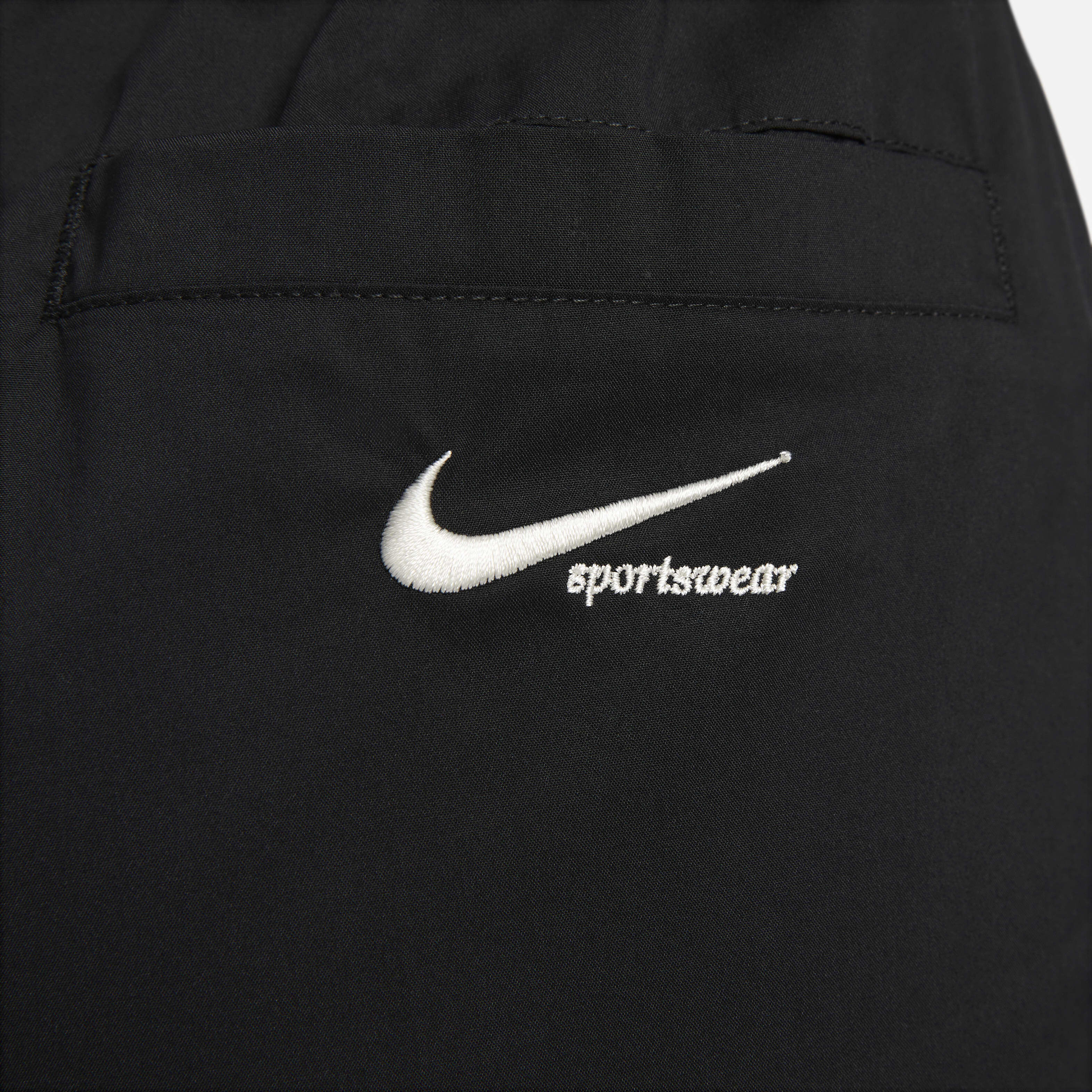 Nike Sportswear Collection image number 4