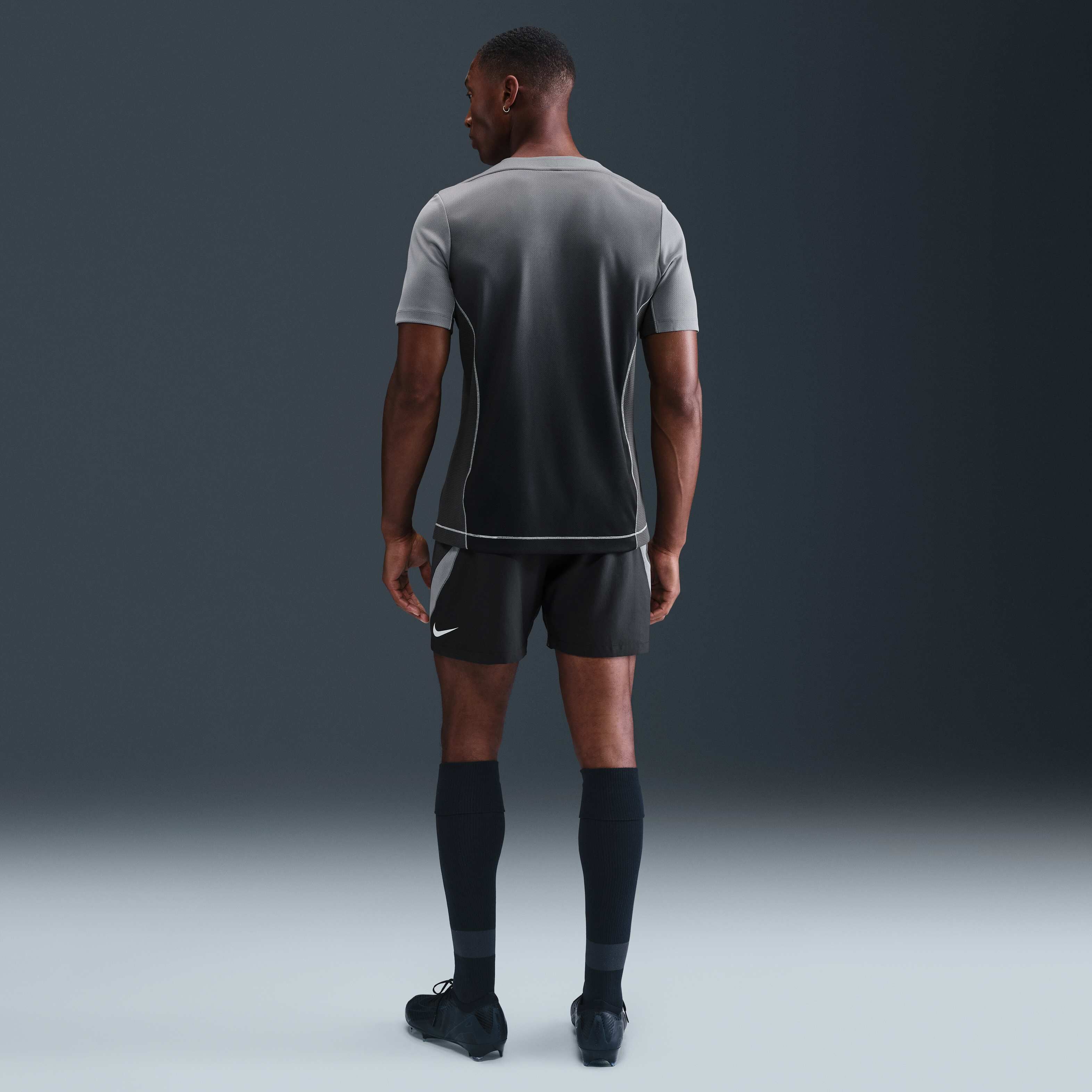 نايكي سترايك بلس image number 4