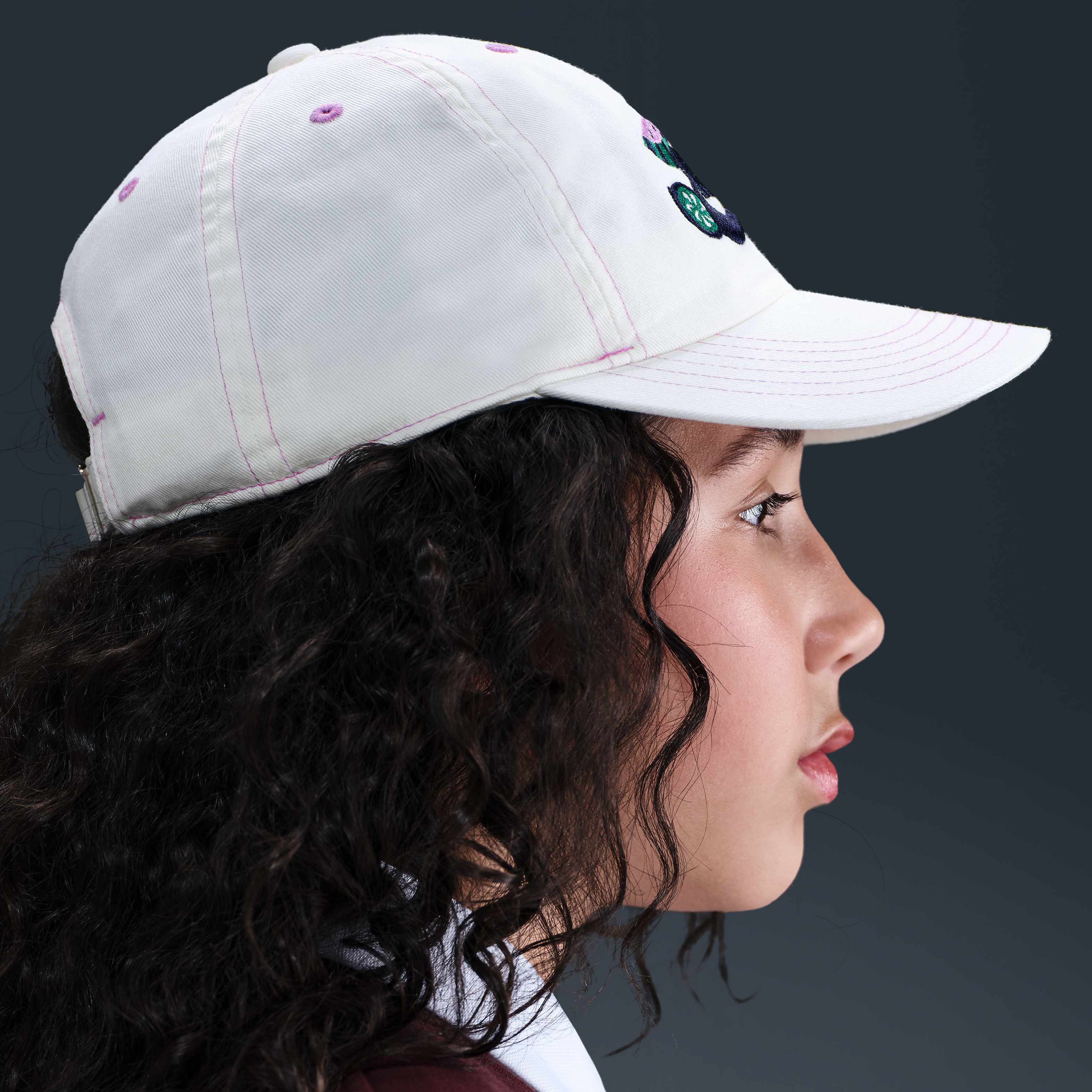 Nike Club image number 3