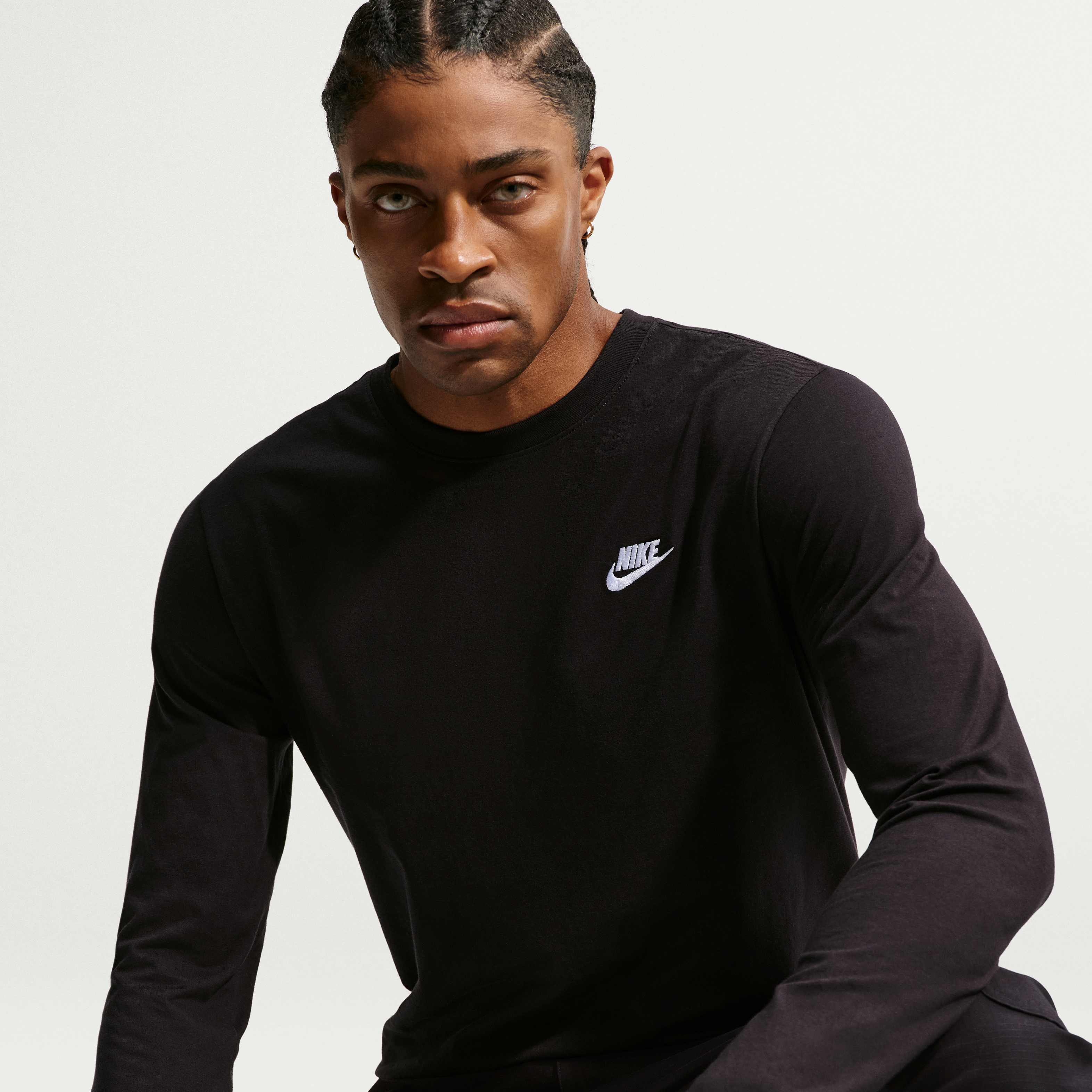 Nike Sportswear Club image number 2